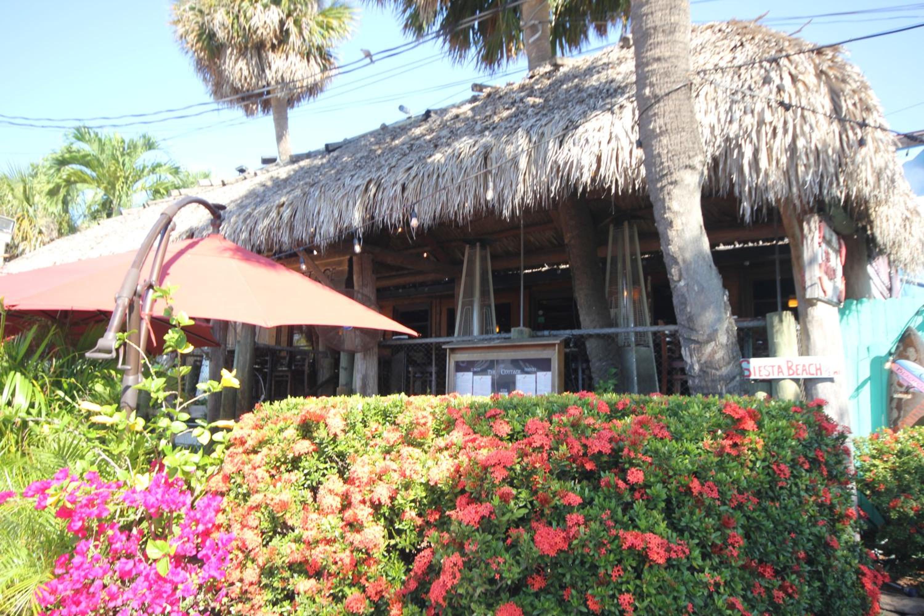 Charming Sea Winds Villa Near Crescent Beach on Siesta Key