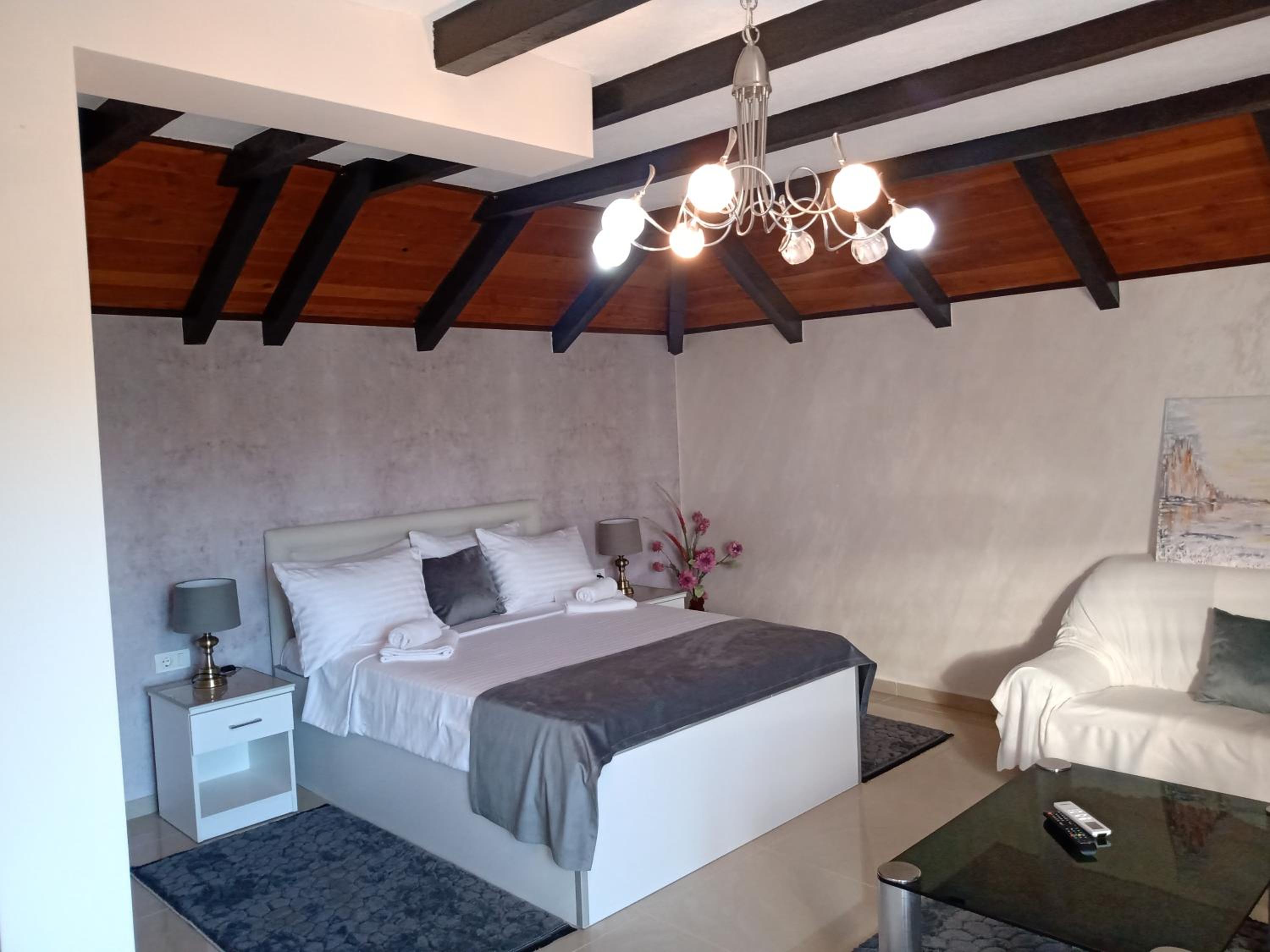 Moravska Obala - Prenoćište i Restoran