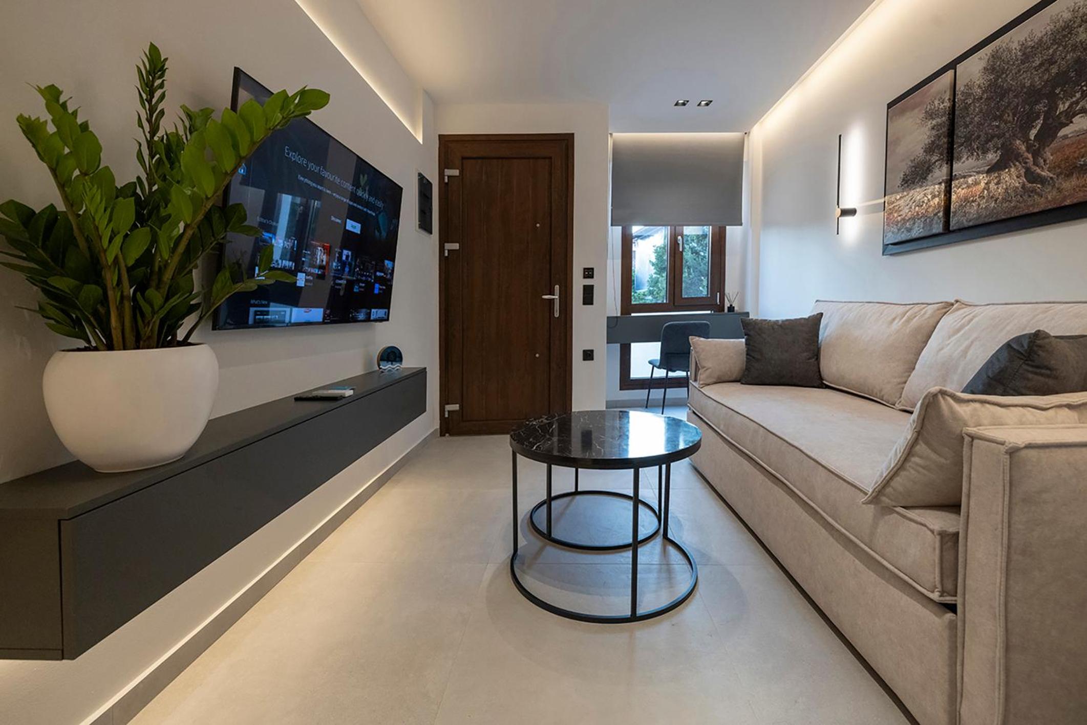 Akira Suites