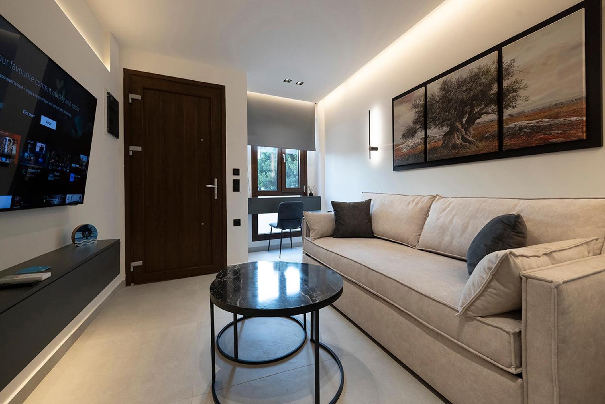 Akira Suites