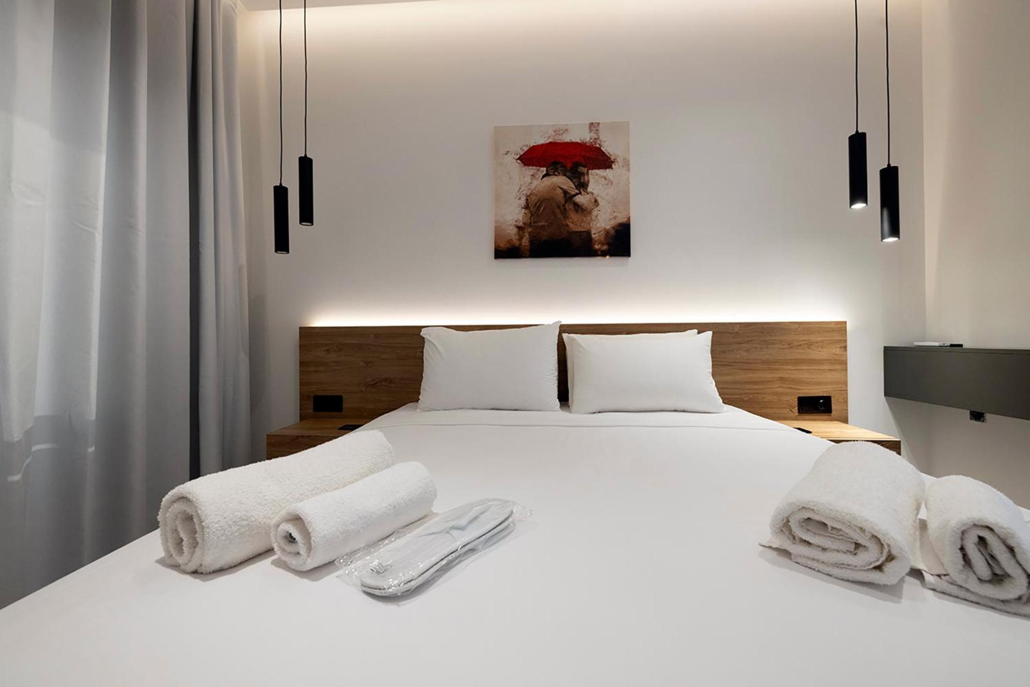 Akira Suites