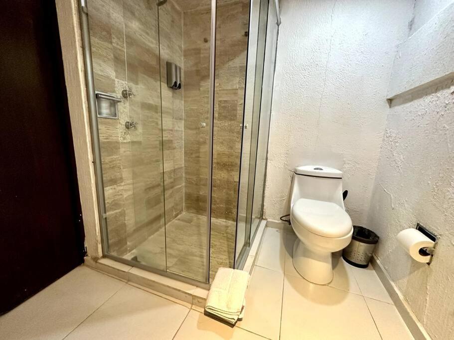 Unbeatable location apt in the heart of Juarez photo 5