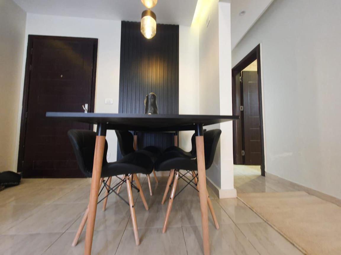 Apartment 2 rooms #SM3 view 4