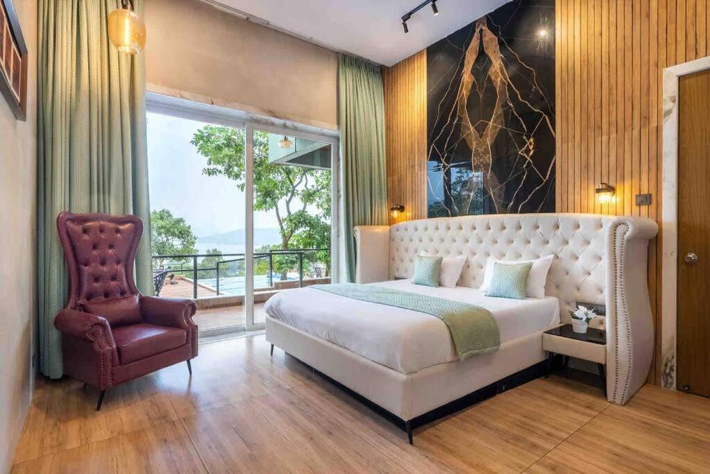 5 BHK Infinity Pool Lake View Villa Pawna view 2