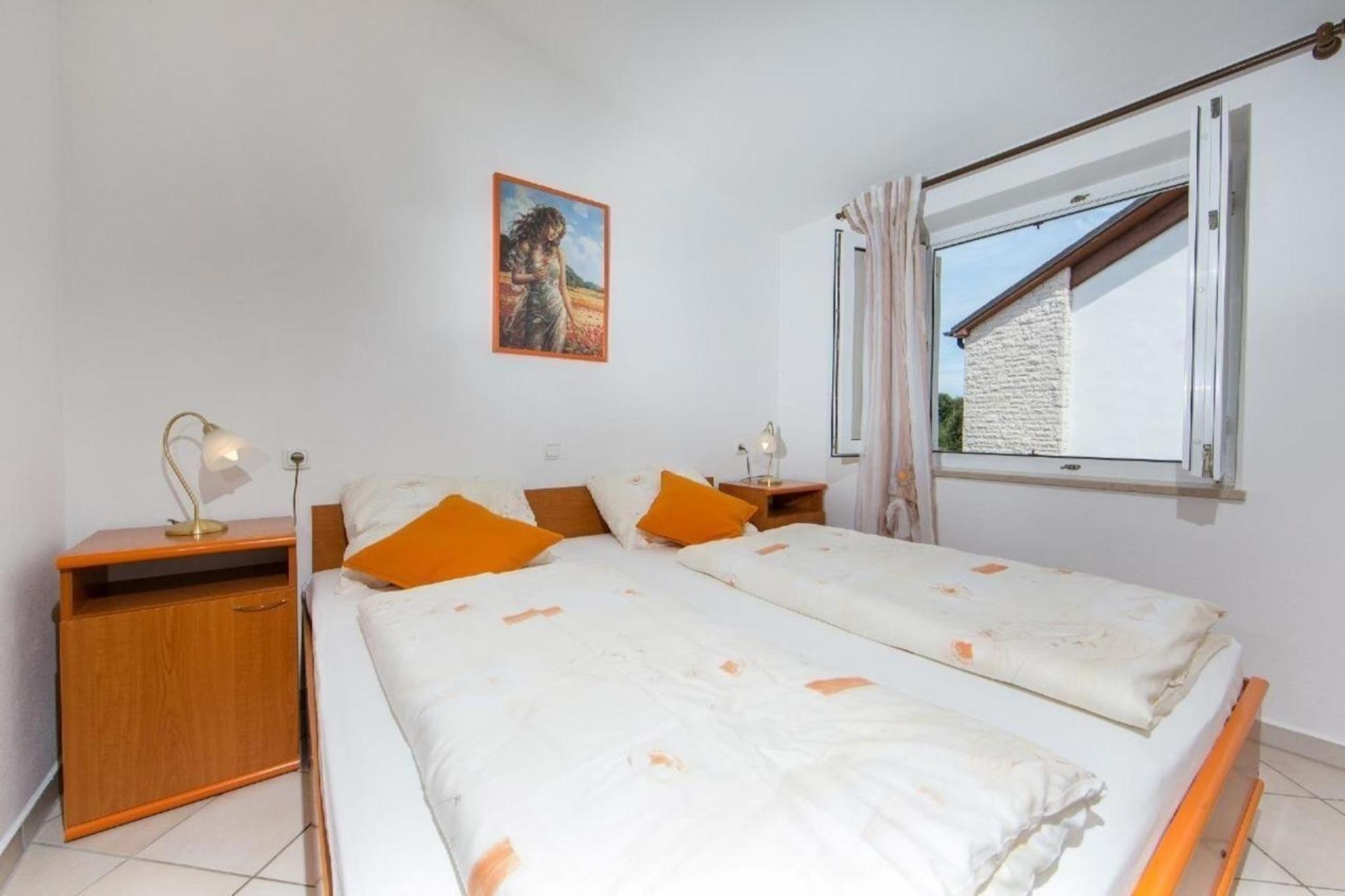 Wohnung in Pjescana Uvala mit Großer Terrasse