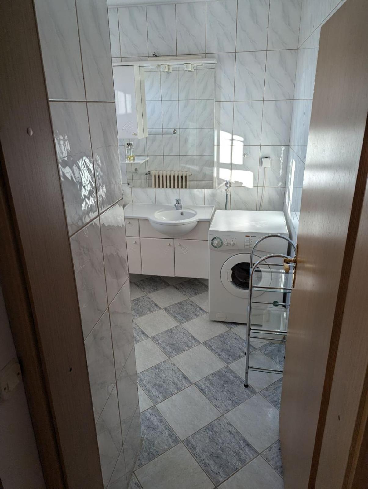 Apartmani Nova Breka