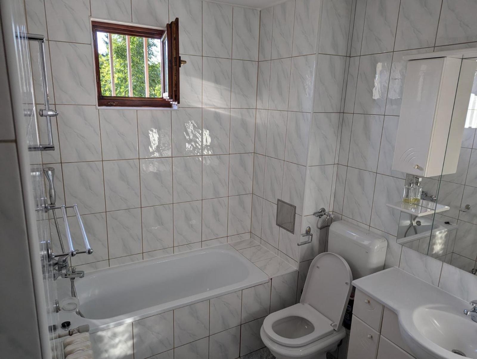 Apartmani Nova Breka
