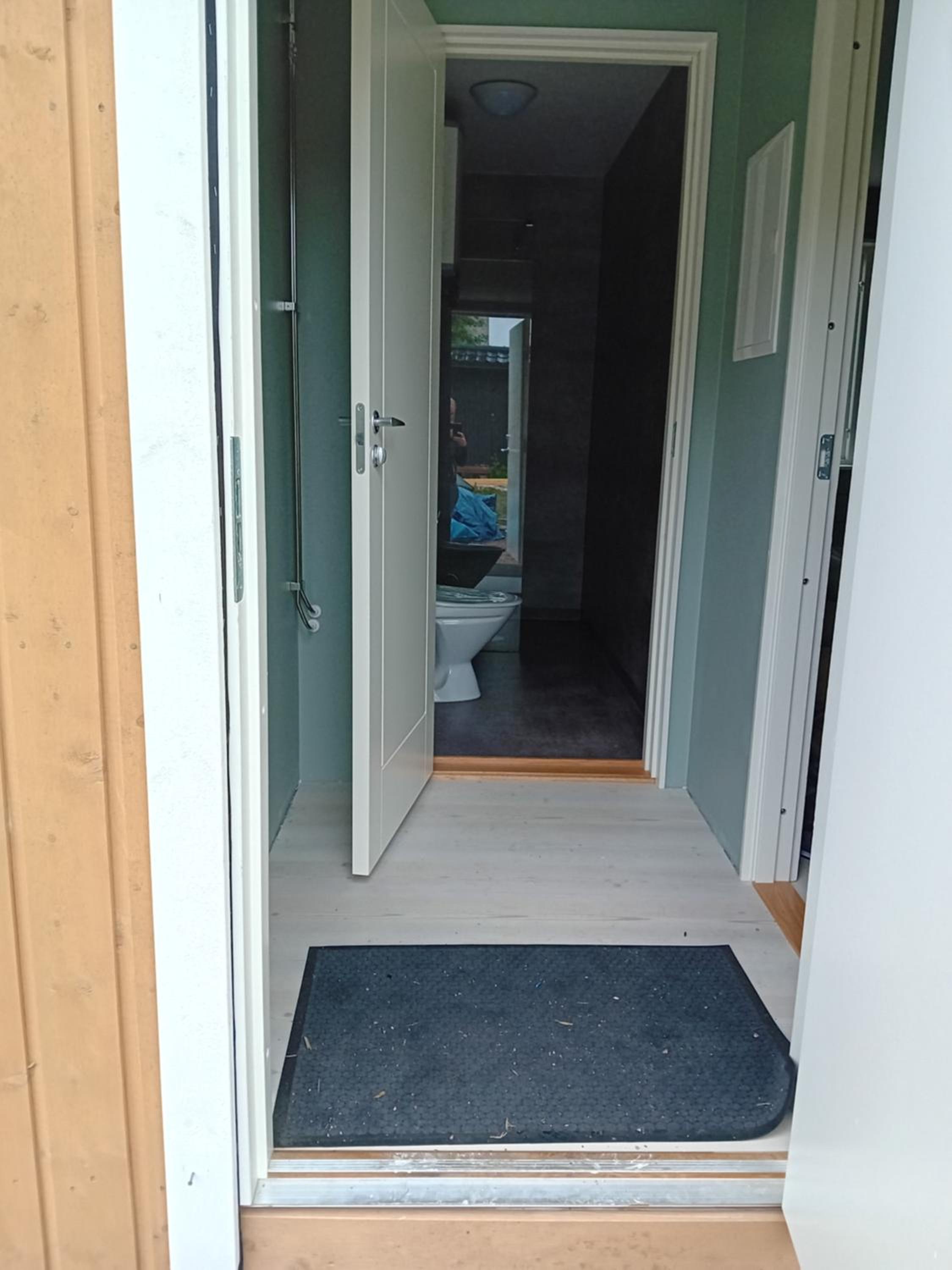 Photo 9