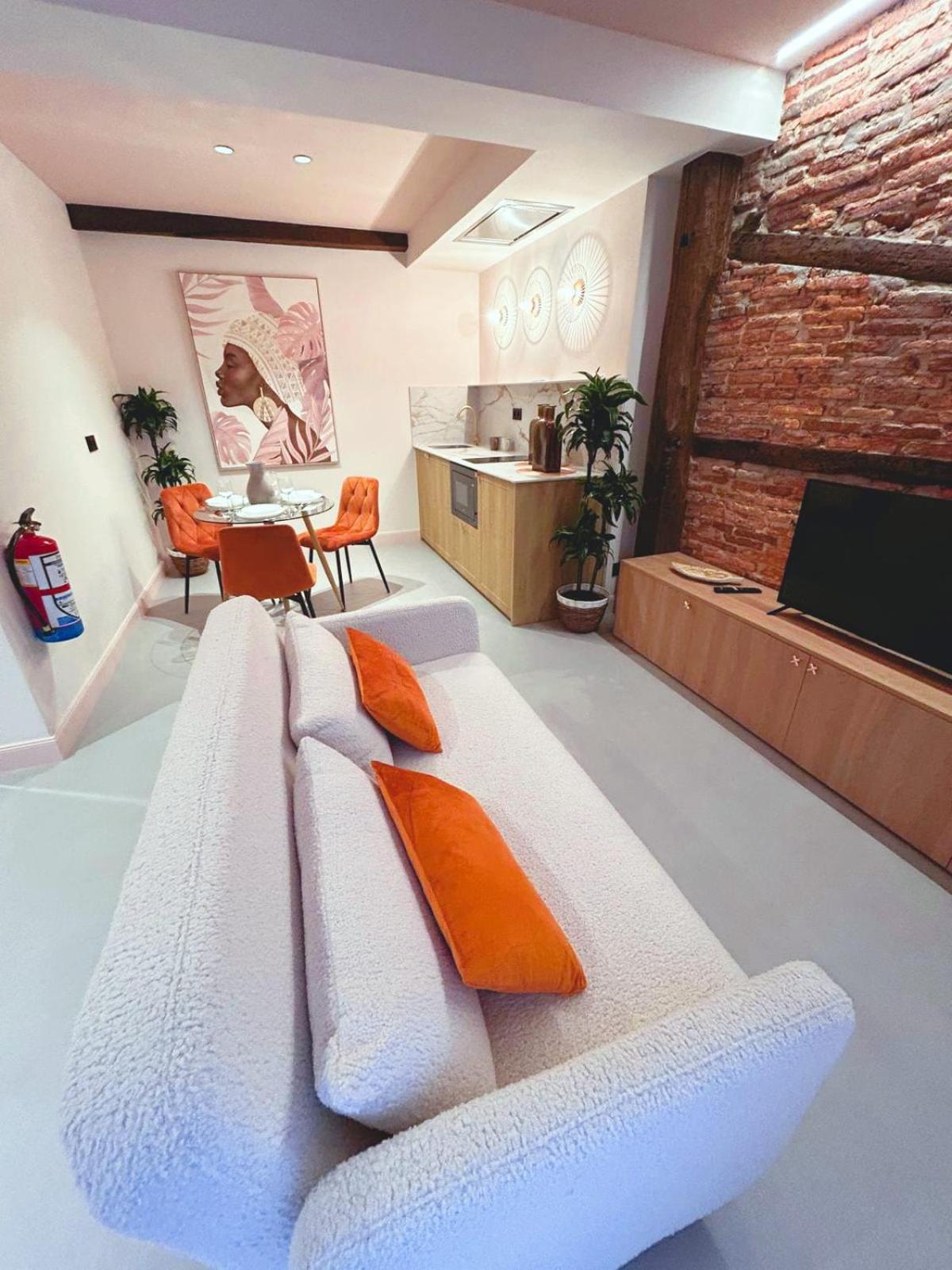 Lemon Suites Santander