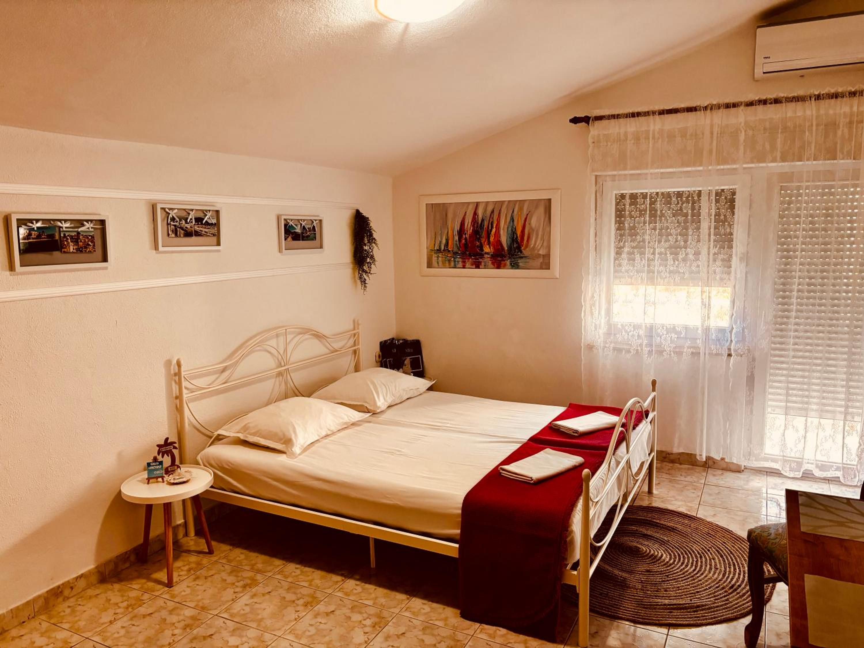 Apartmani Mirjana