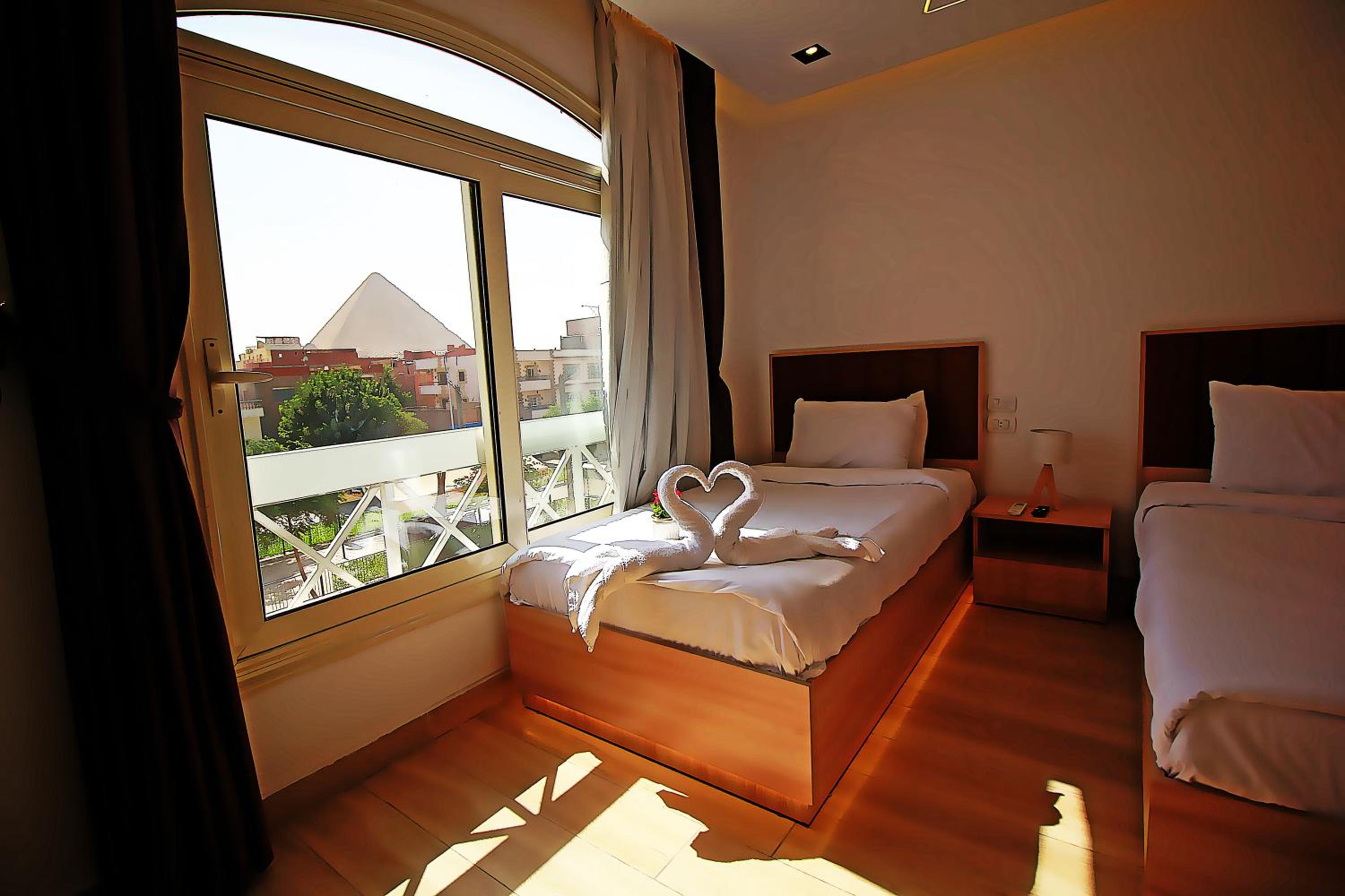 The Platinum Pyramid view inn