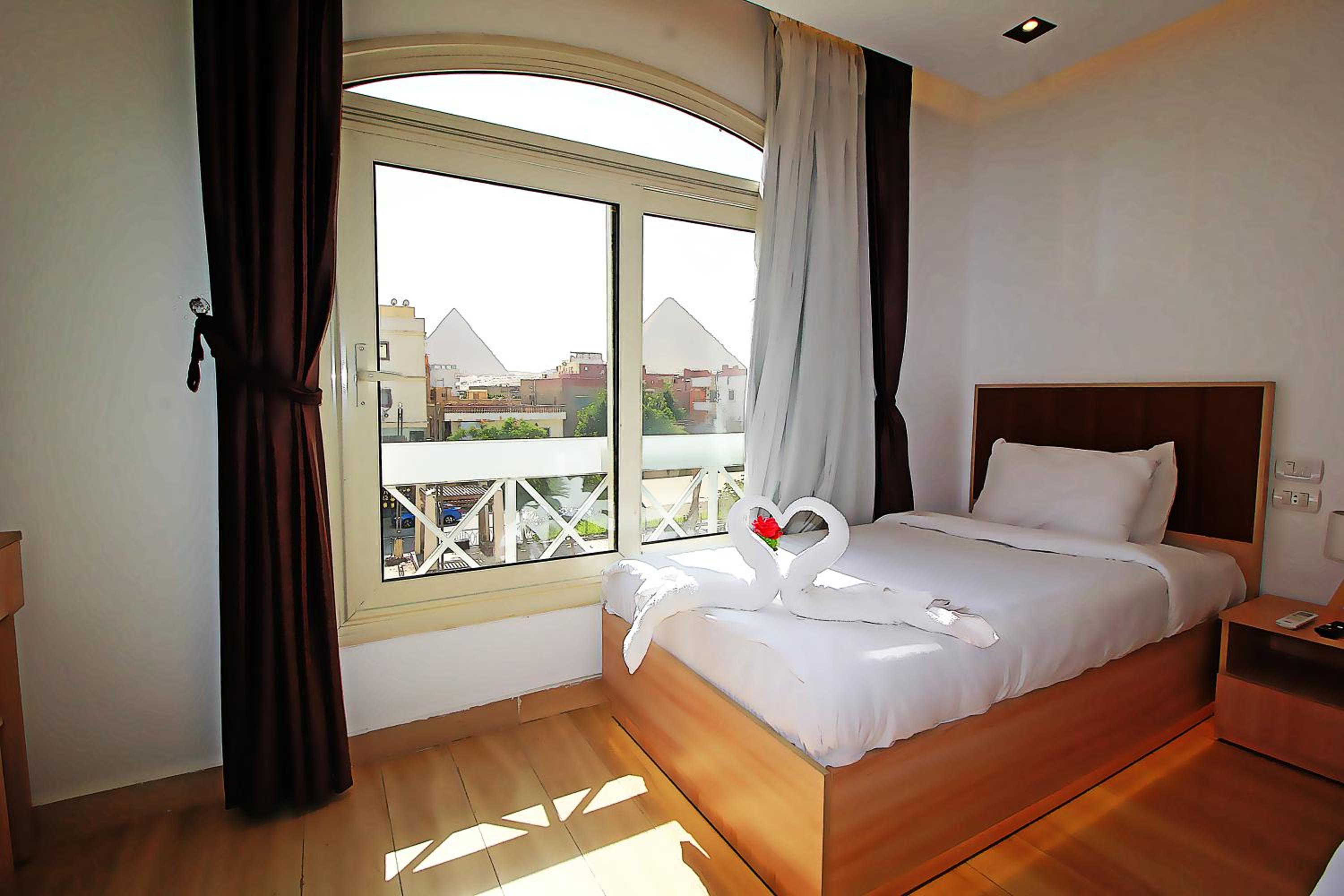 The Platinum Pyramid view inn