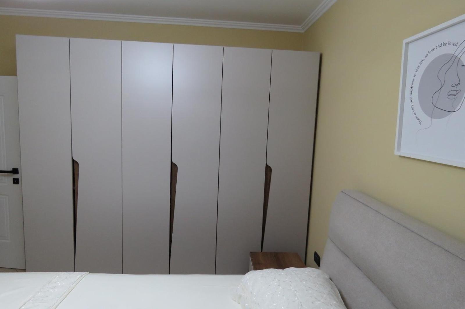 Cozy Apartment near City Center, Xhamlliku Tirana