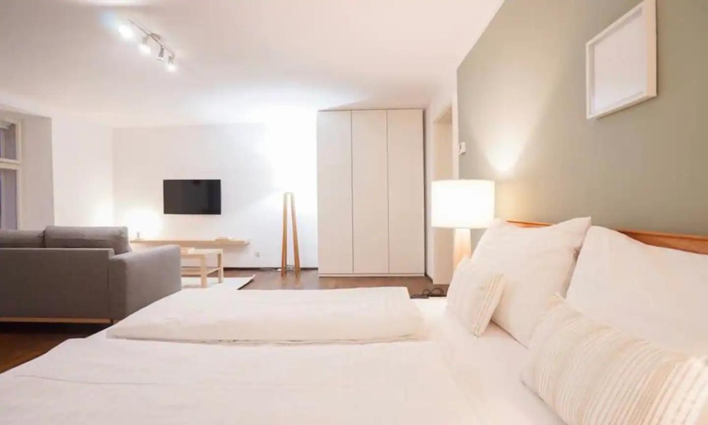 Authentic Austrian Flat in the South of Vienna