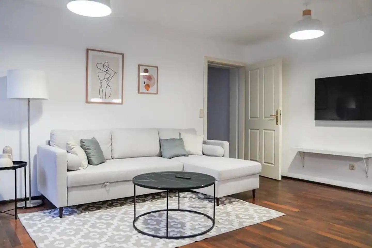 Authentic Austrian Flat in the South of Vienna