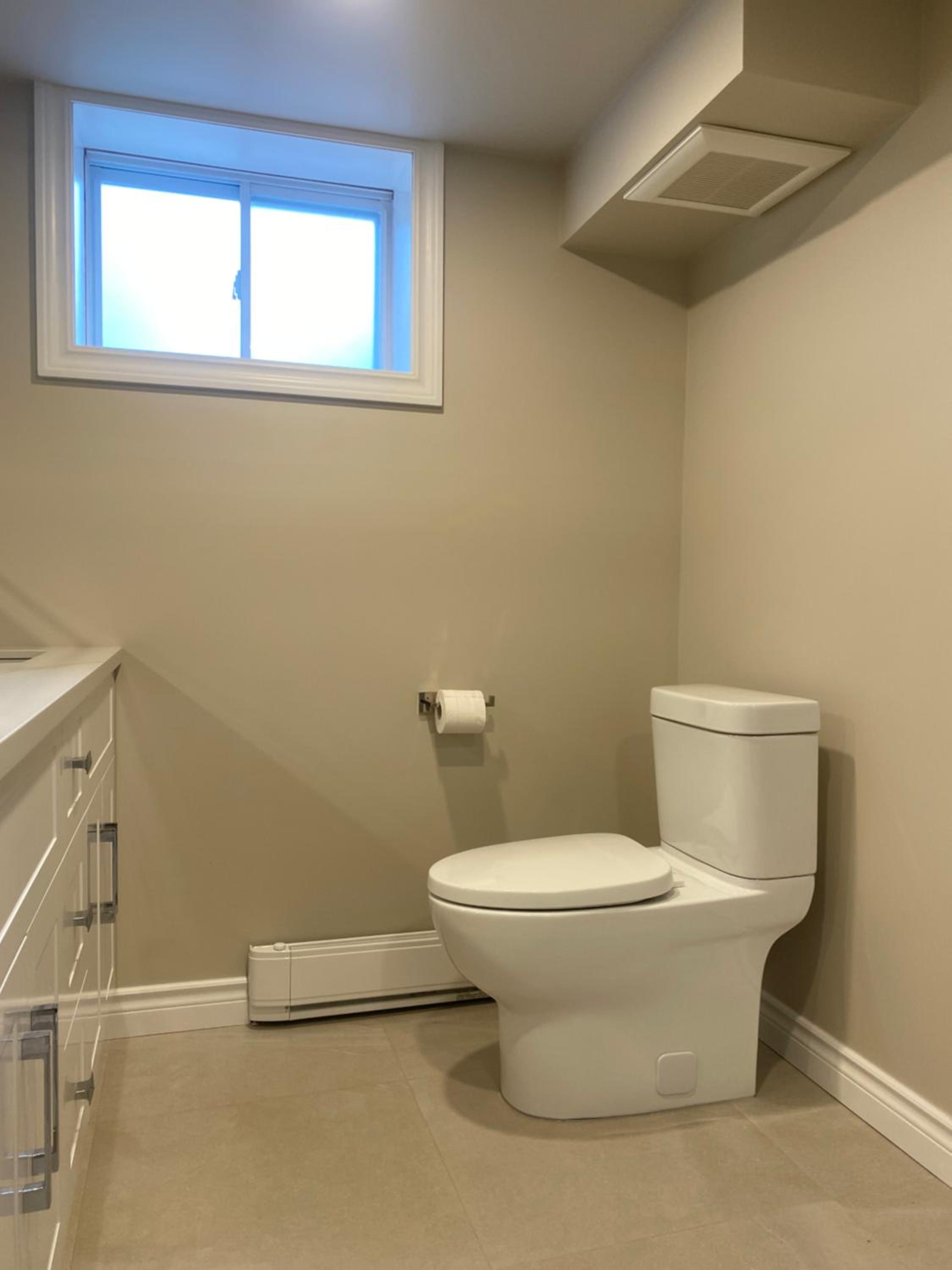 Nice Bedrooms in North York, Ontario