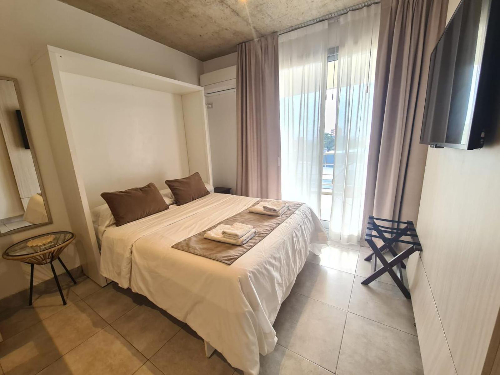 La Morada Rentals & Studio 44 - Centro Escobar- Parking con costo-