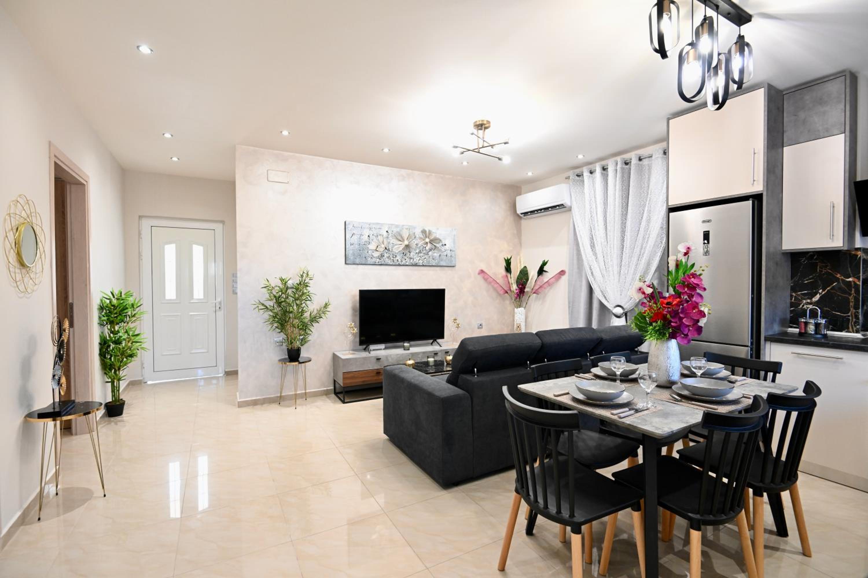Harmony Garden House