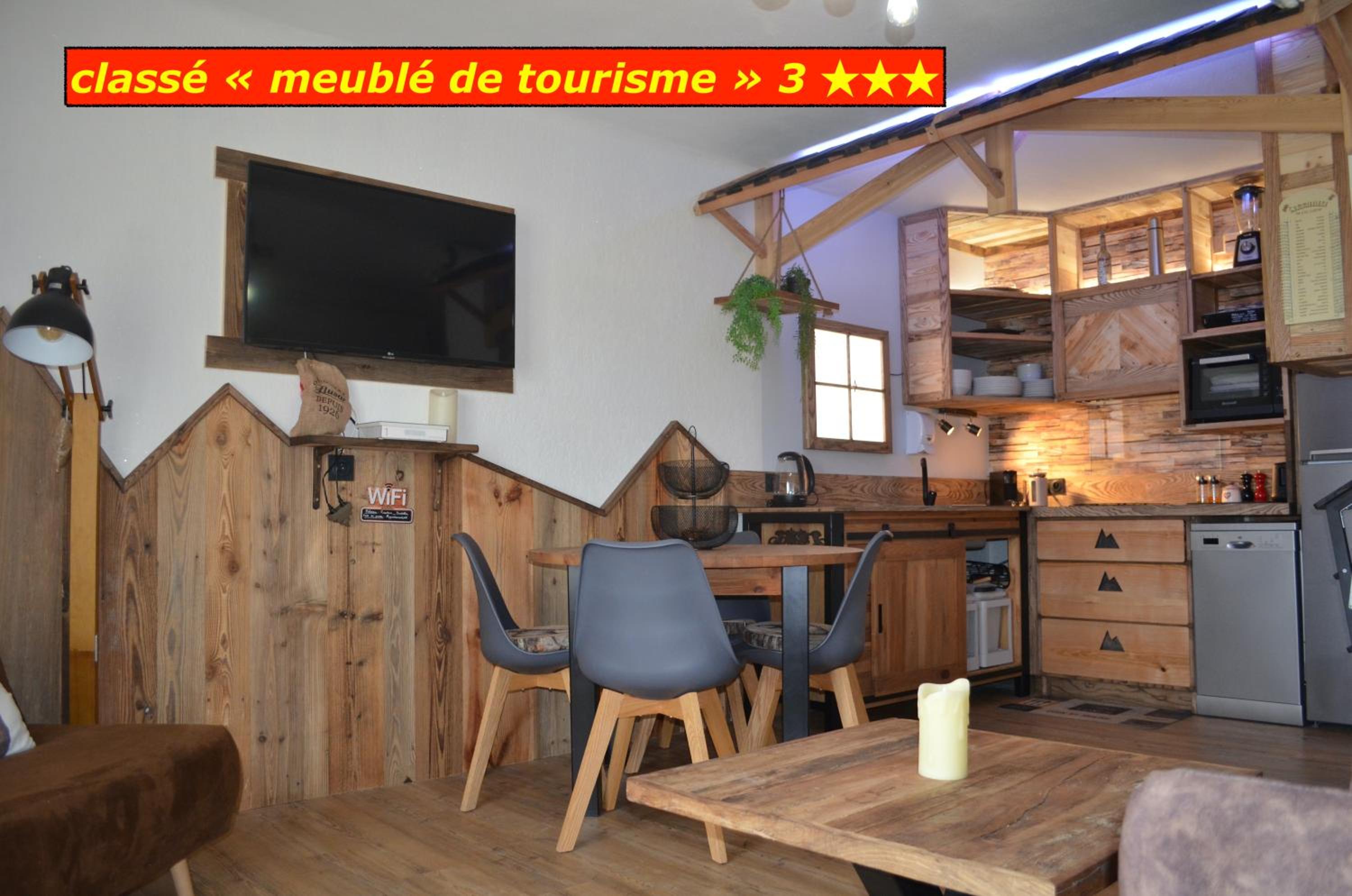 SUPERBE T2 ATYPIQUE-Vue PANORAMIQUE-IDEALEMENT SITUE !