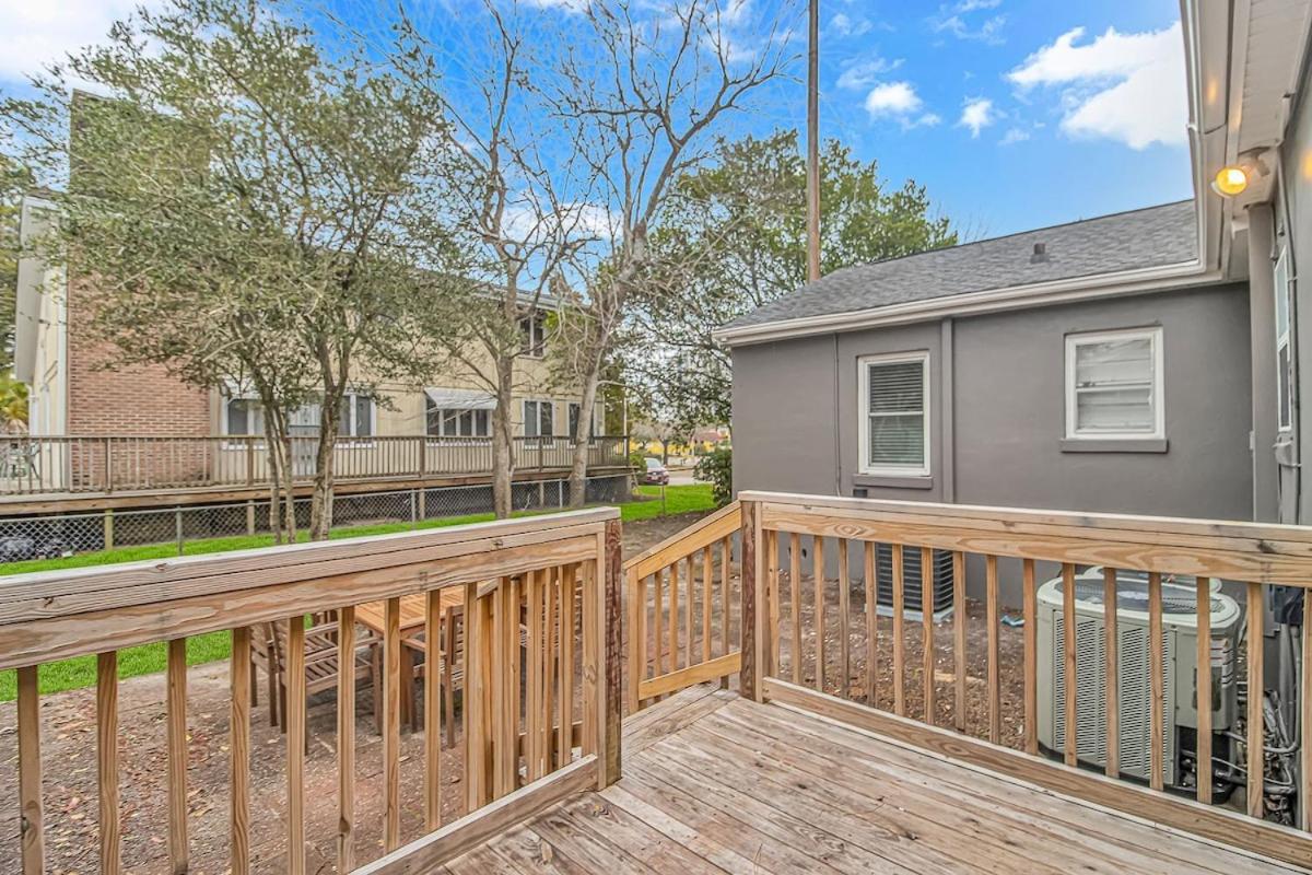 Perfect Myrtle Beach Cottage view 4