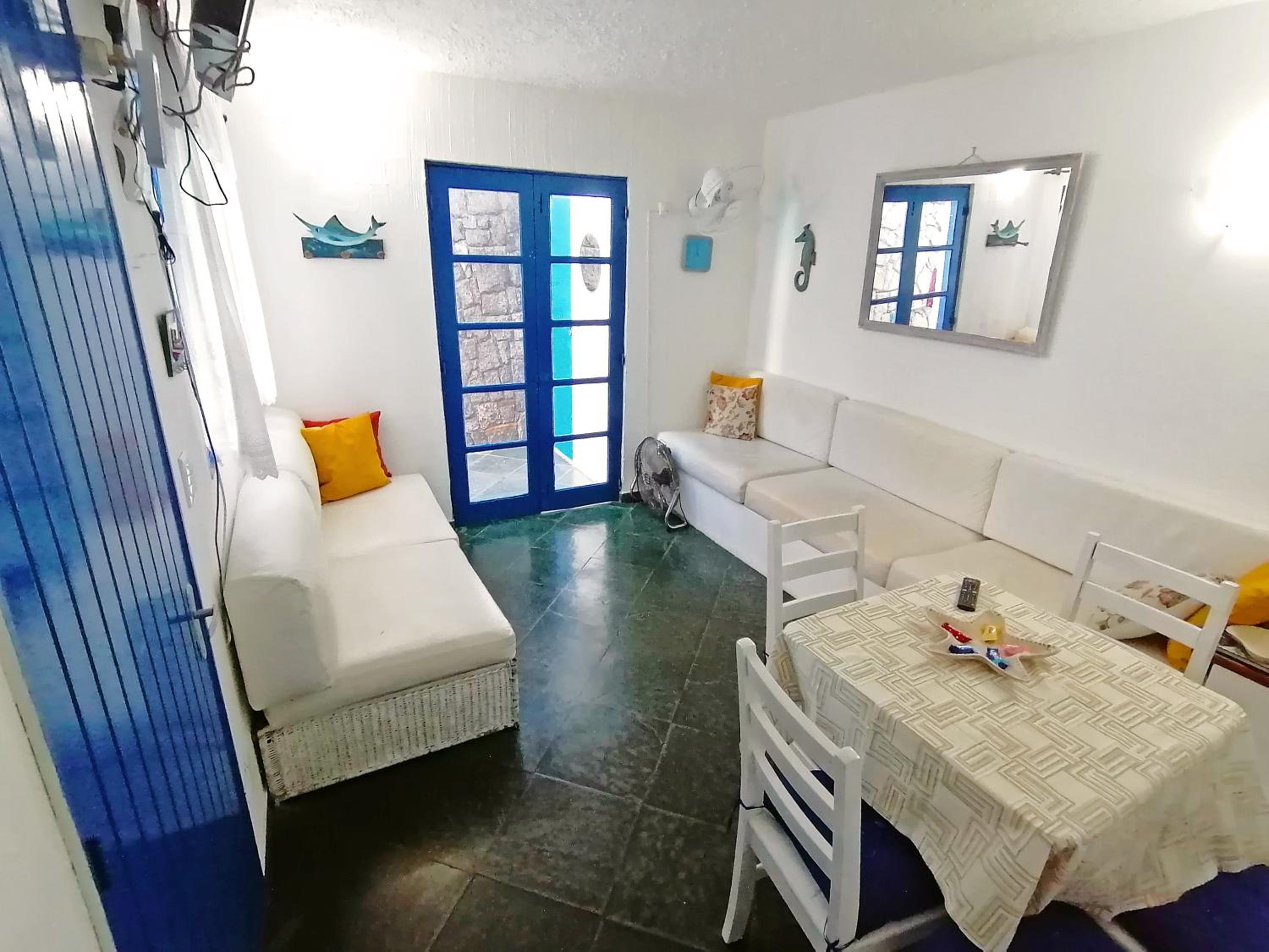 Casa 12 Búzios Vilas a 500m da Rua das Pedras, top localização em condomínio lindo e calmo, portaria 24h