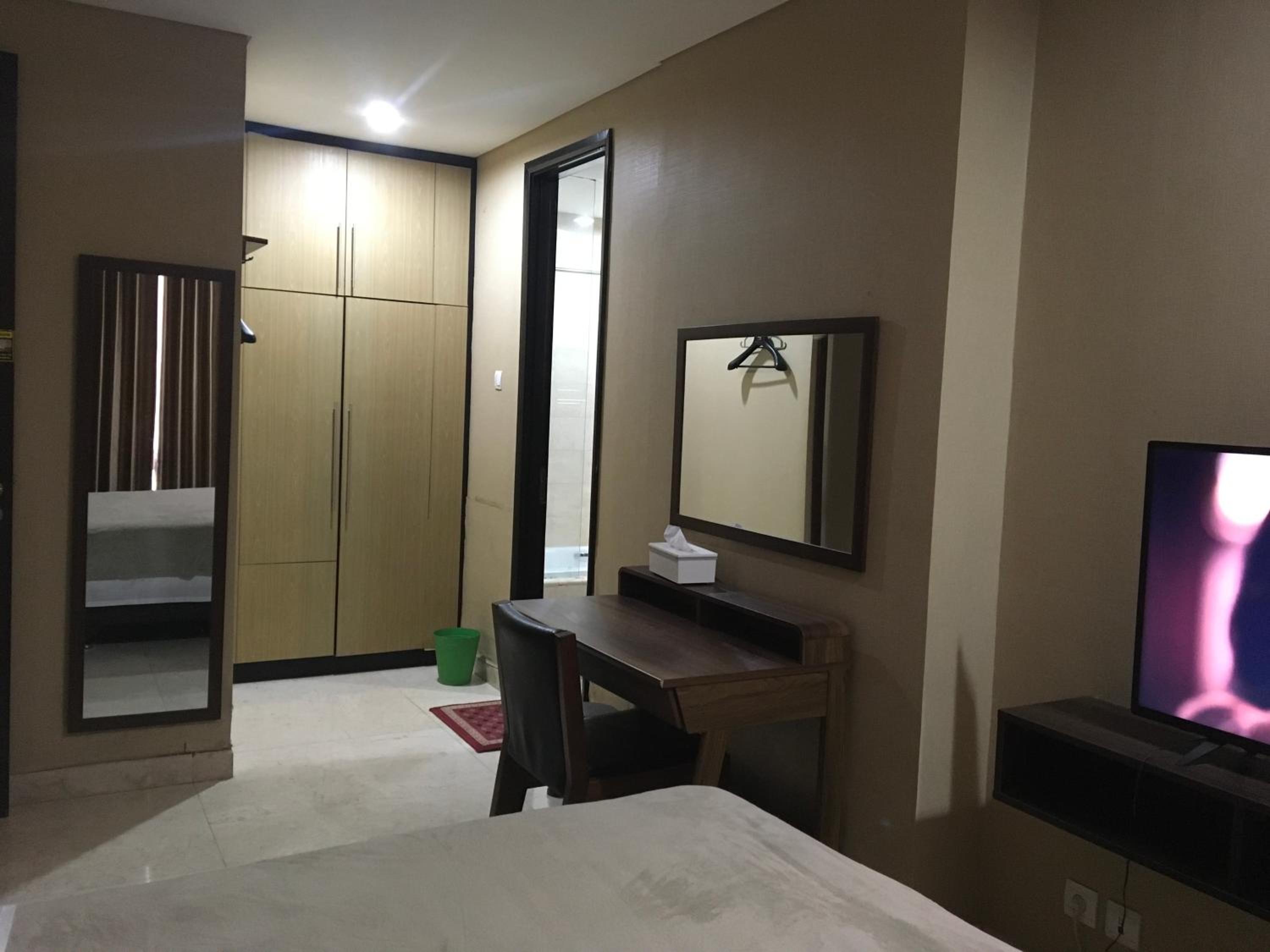 hotel room