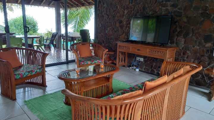 Fare Teraina view 3