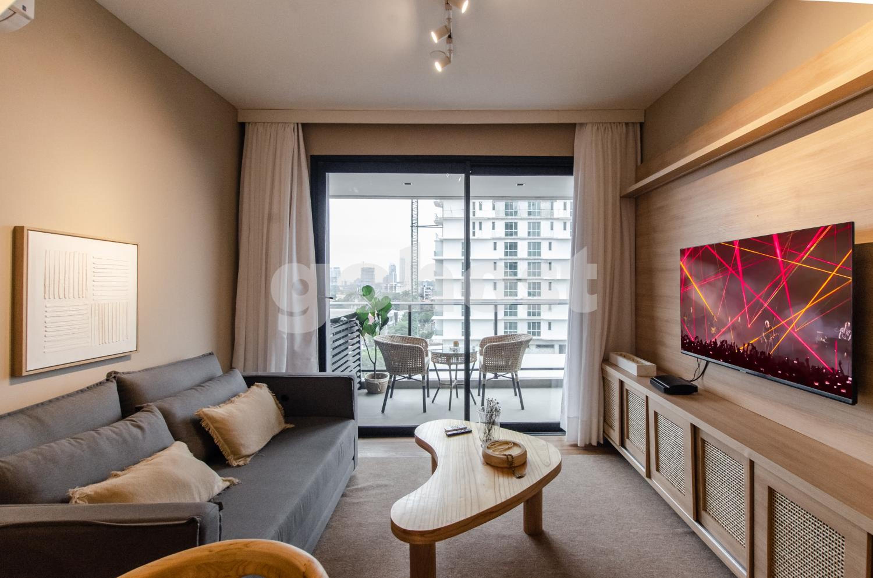 Dazzling apt one block from Shopping del Sol view 2