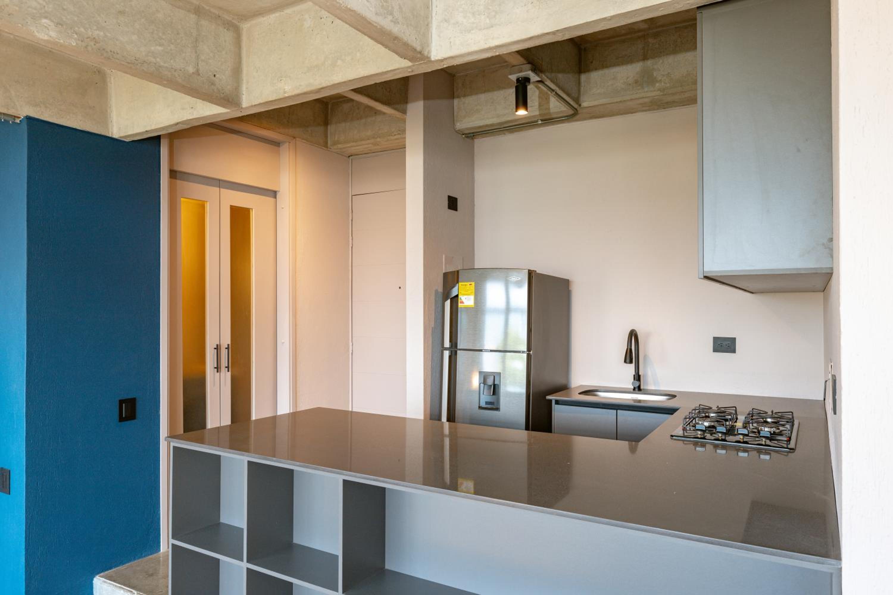 La mejor zona residencial - Poblado cerca a Provenza 50 m2