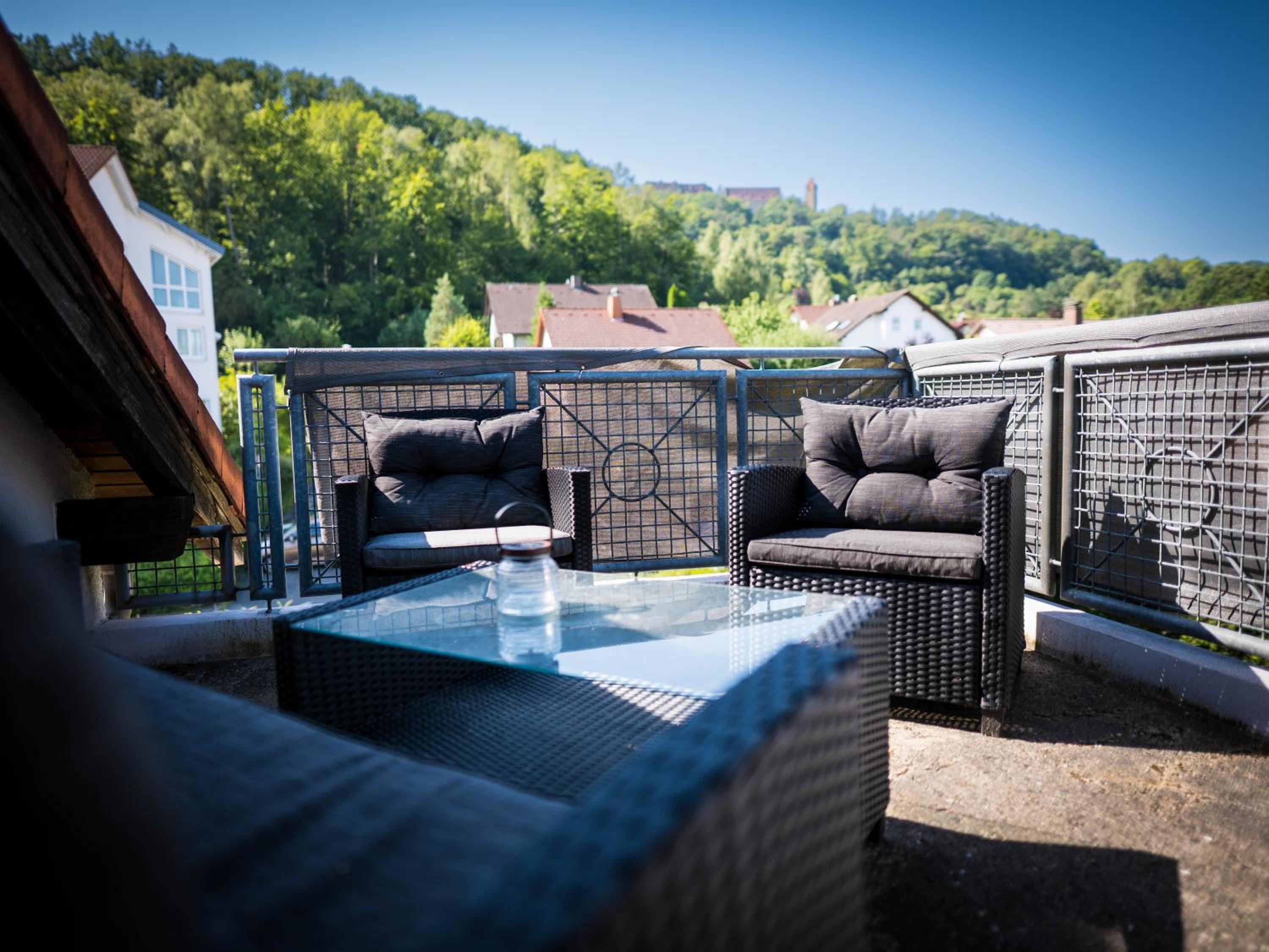 GreenTreeHomes - Studio Birke - Balkon mit Vesteblick