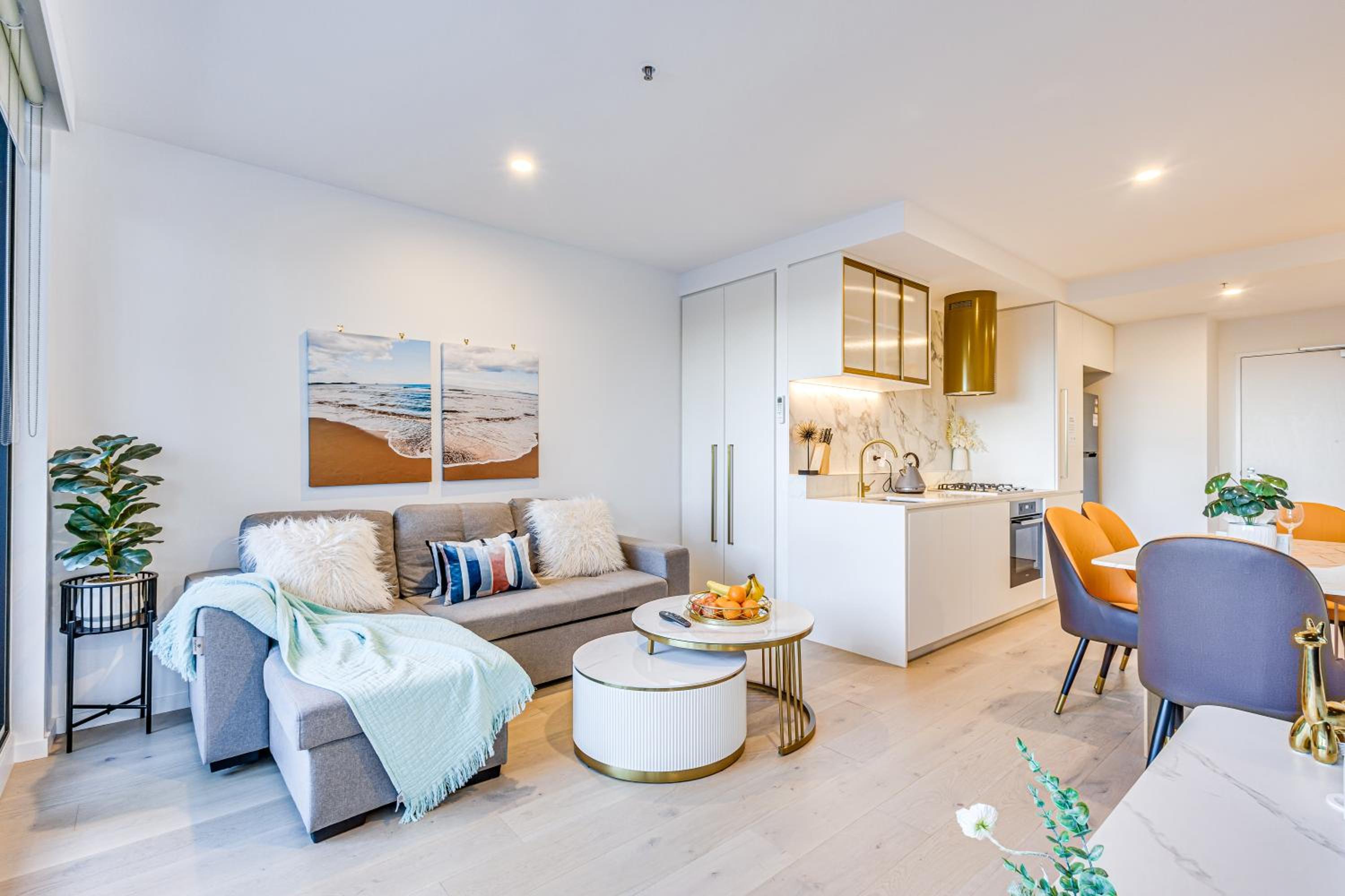 StayAU Hotel style Apartment BoxHill Netflix Gym