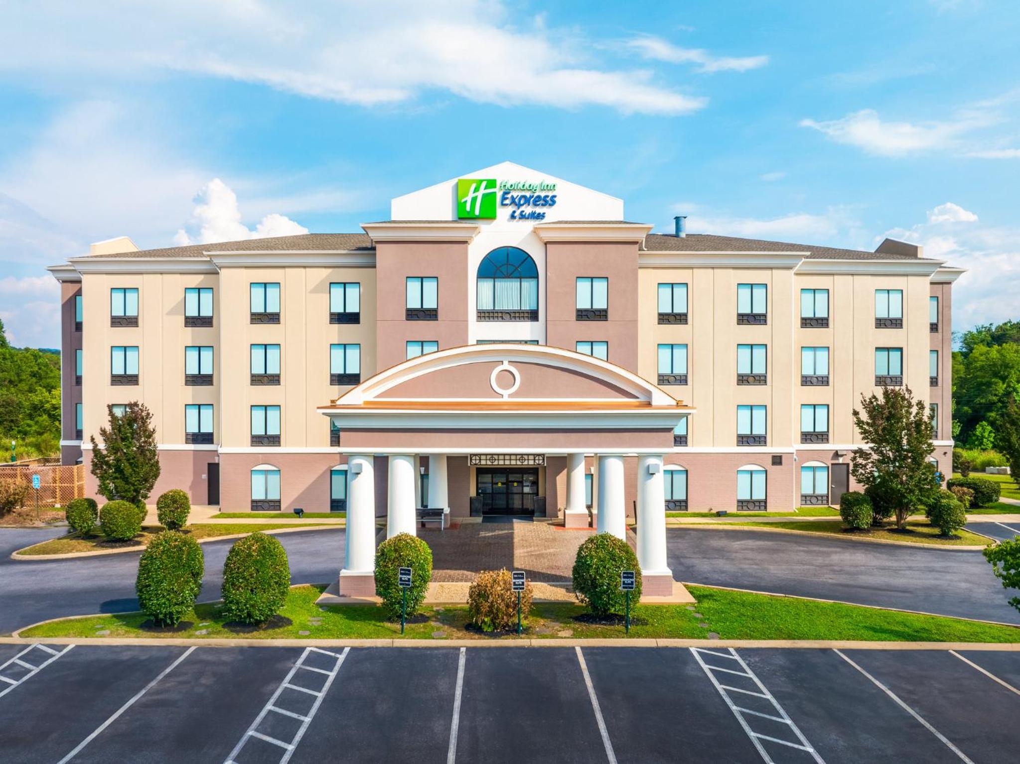 Hotel Holiday Inn Express & Suites Newport South By Ihg