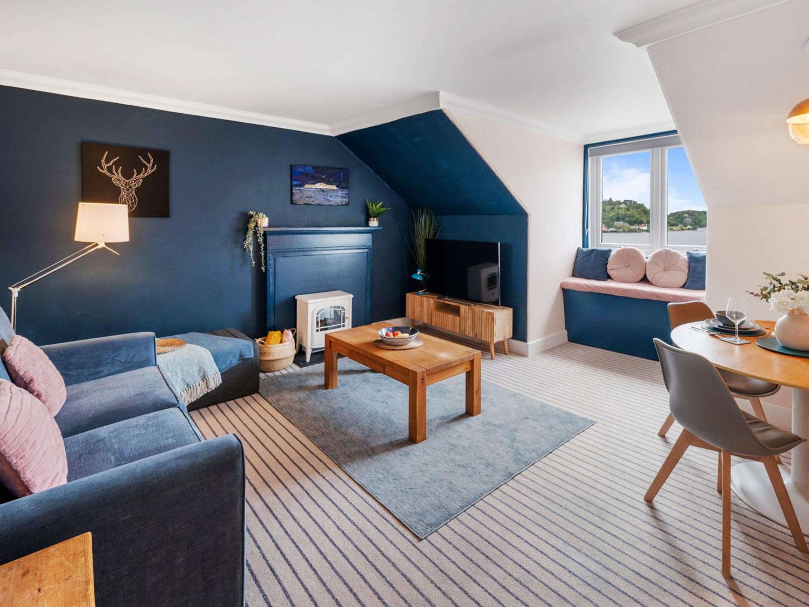 Westbay Apartment