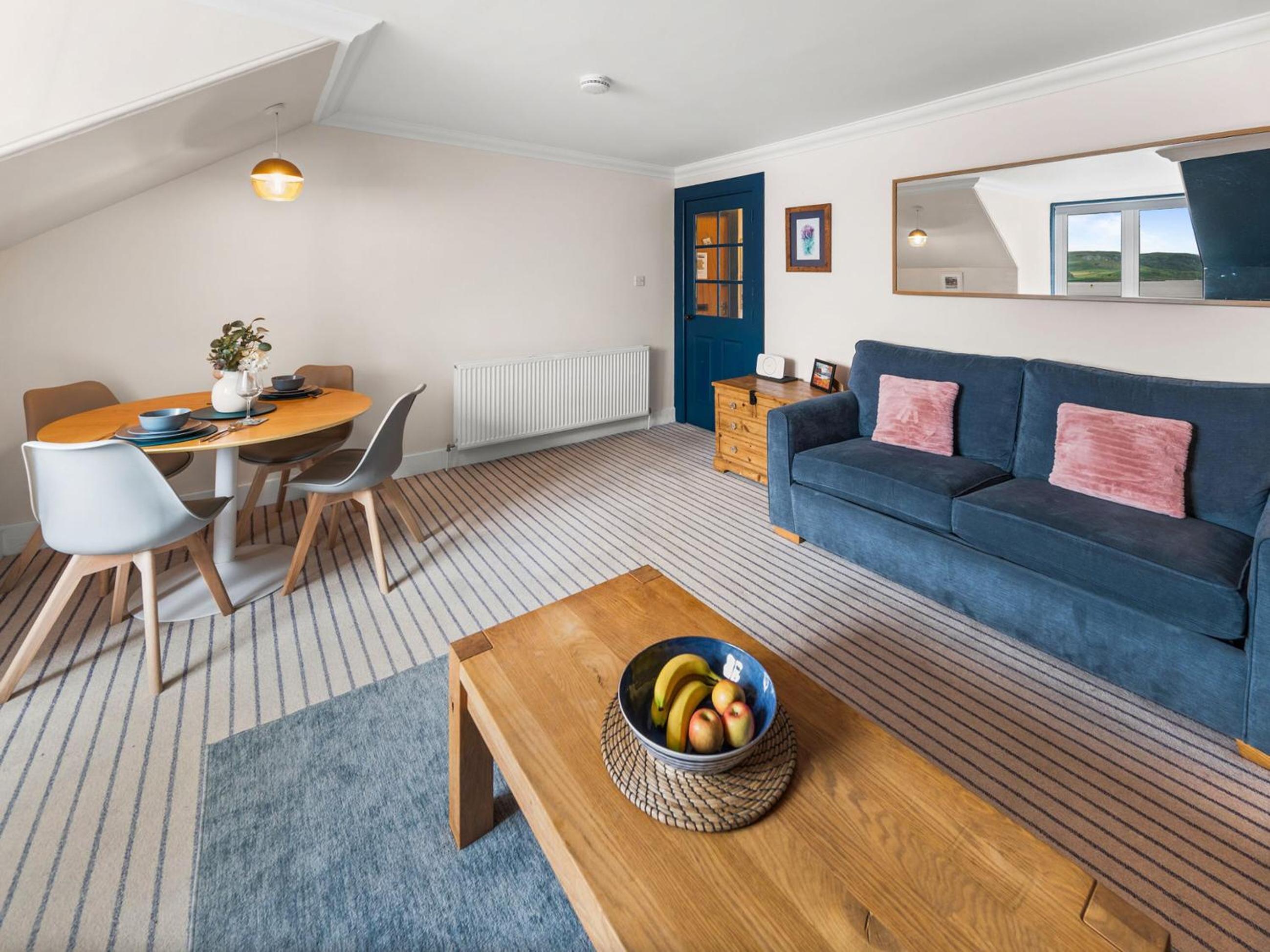 Westbay Apartment