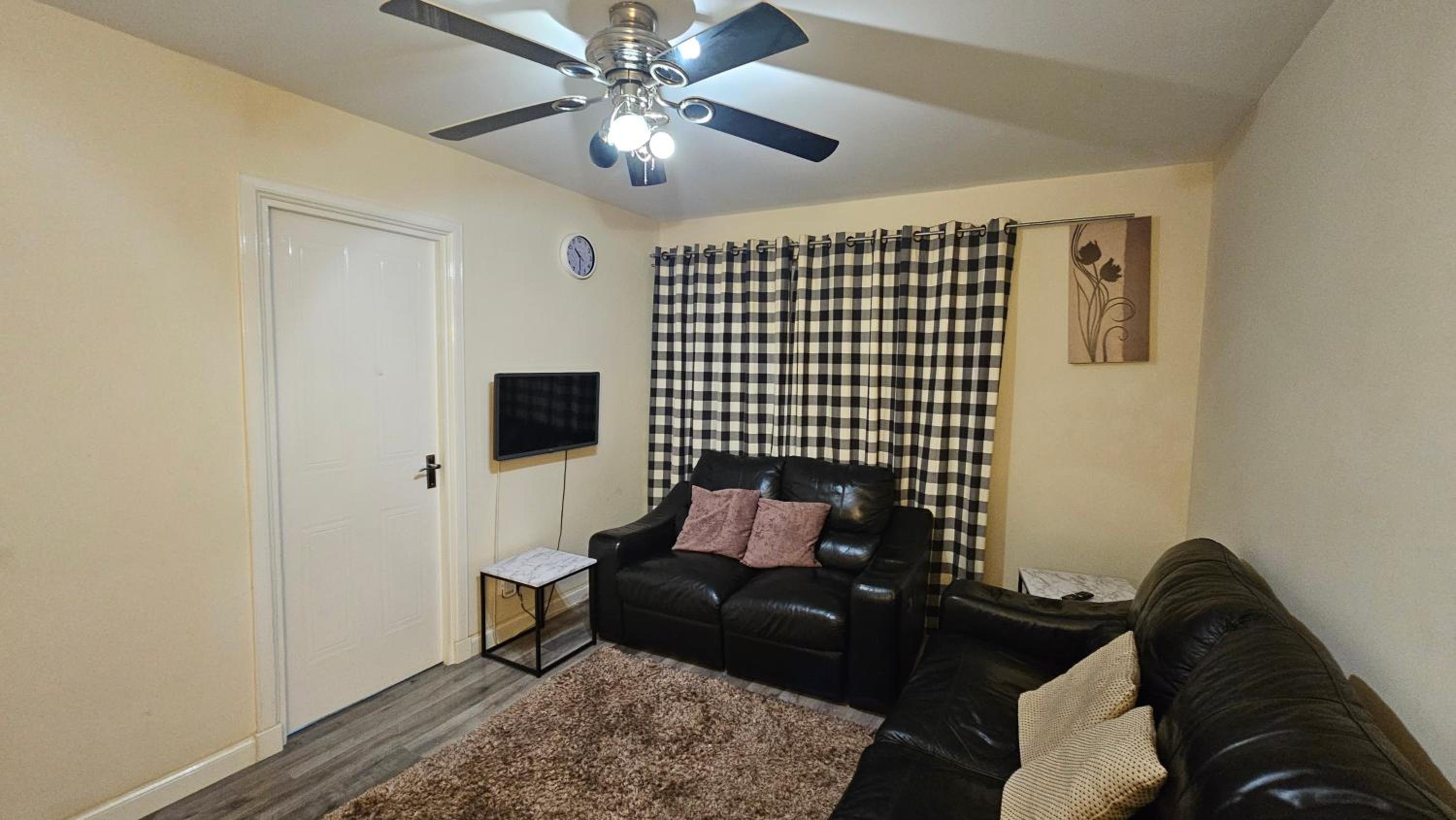 Charlotte Apartment