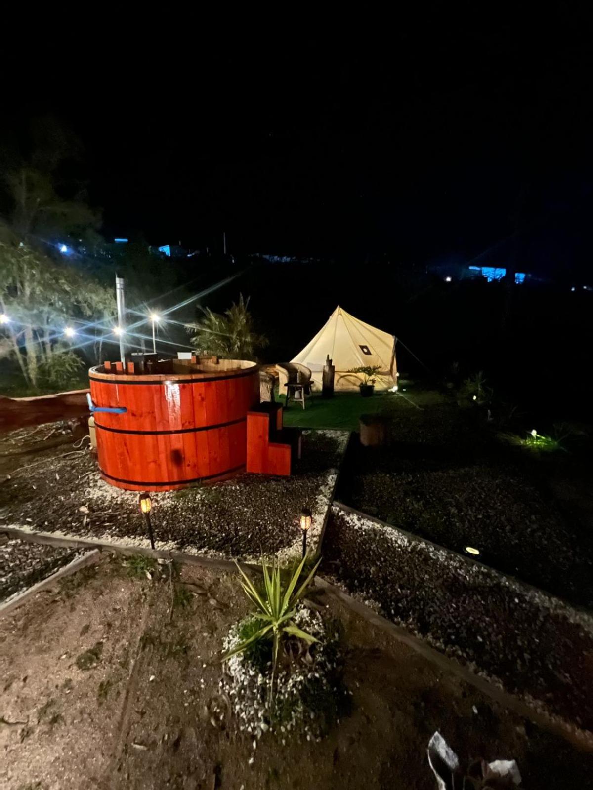 Glamping y tinajas