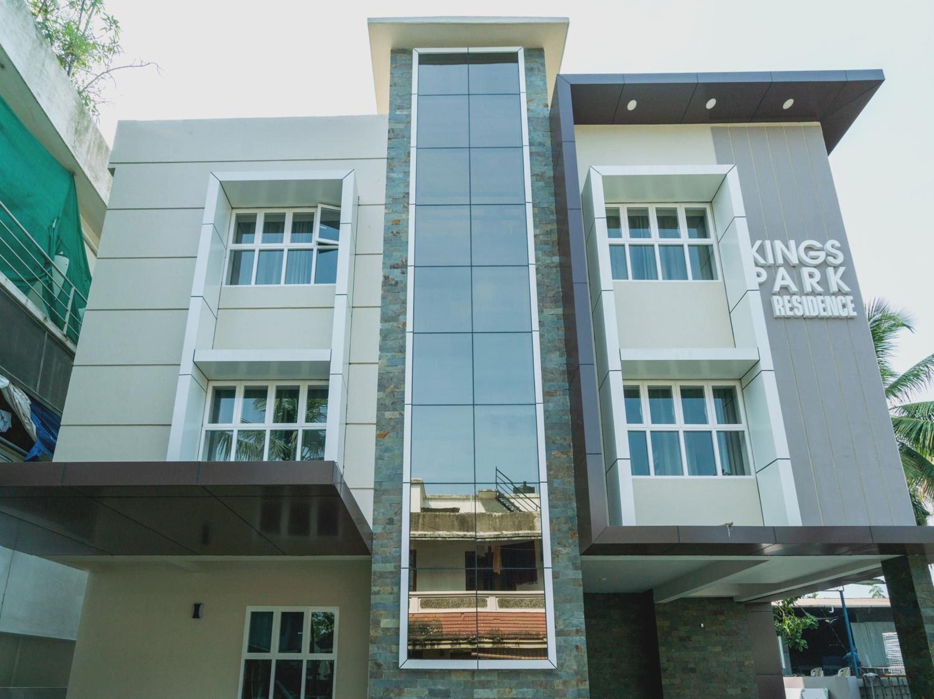 Super Hotel O Elegant KINGS PARK RESIDENCY view 4
