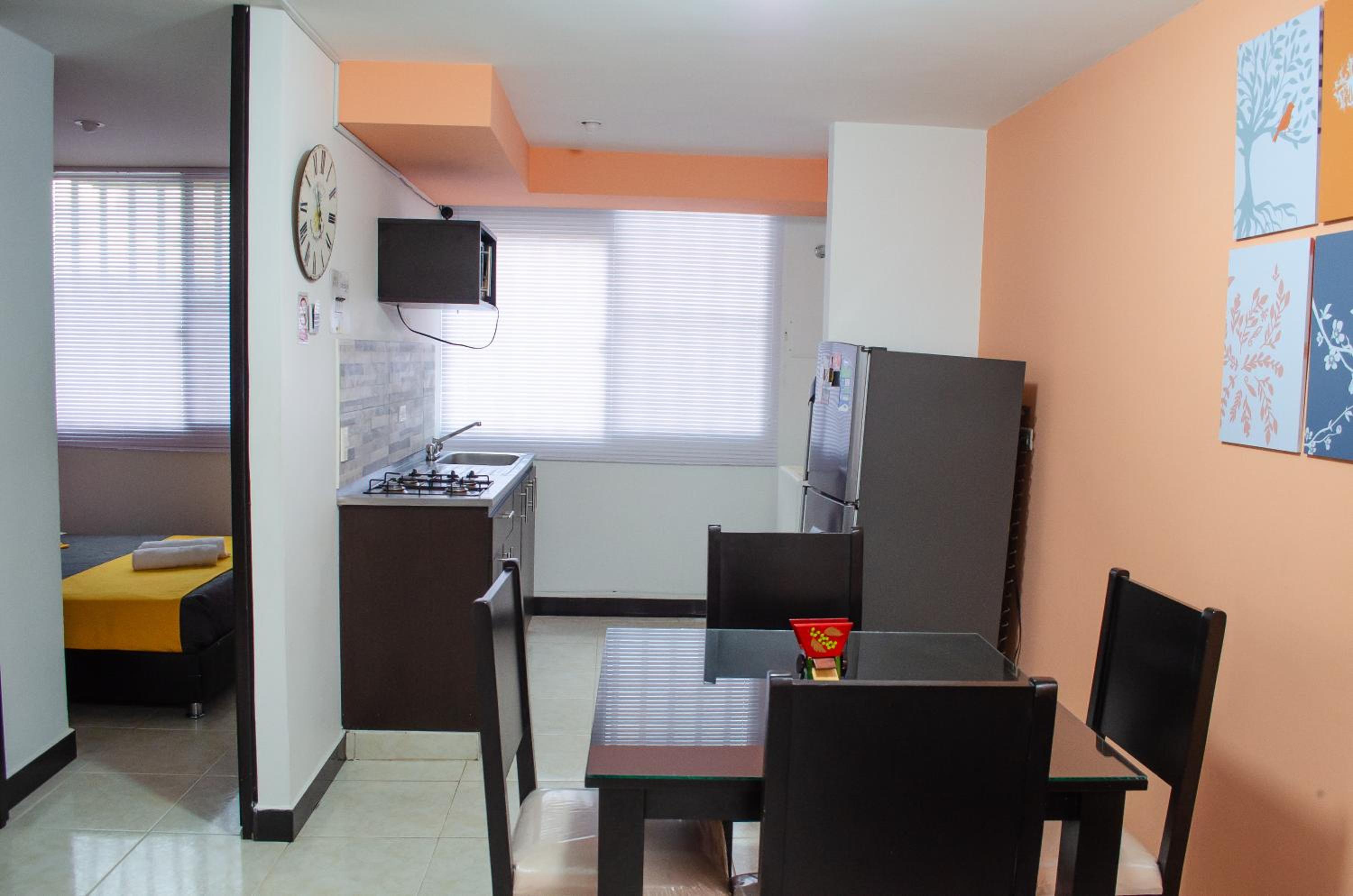 Apartahotel primer piso cerca Parque del Café