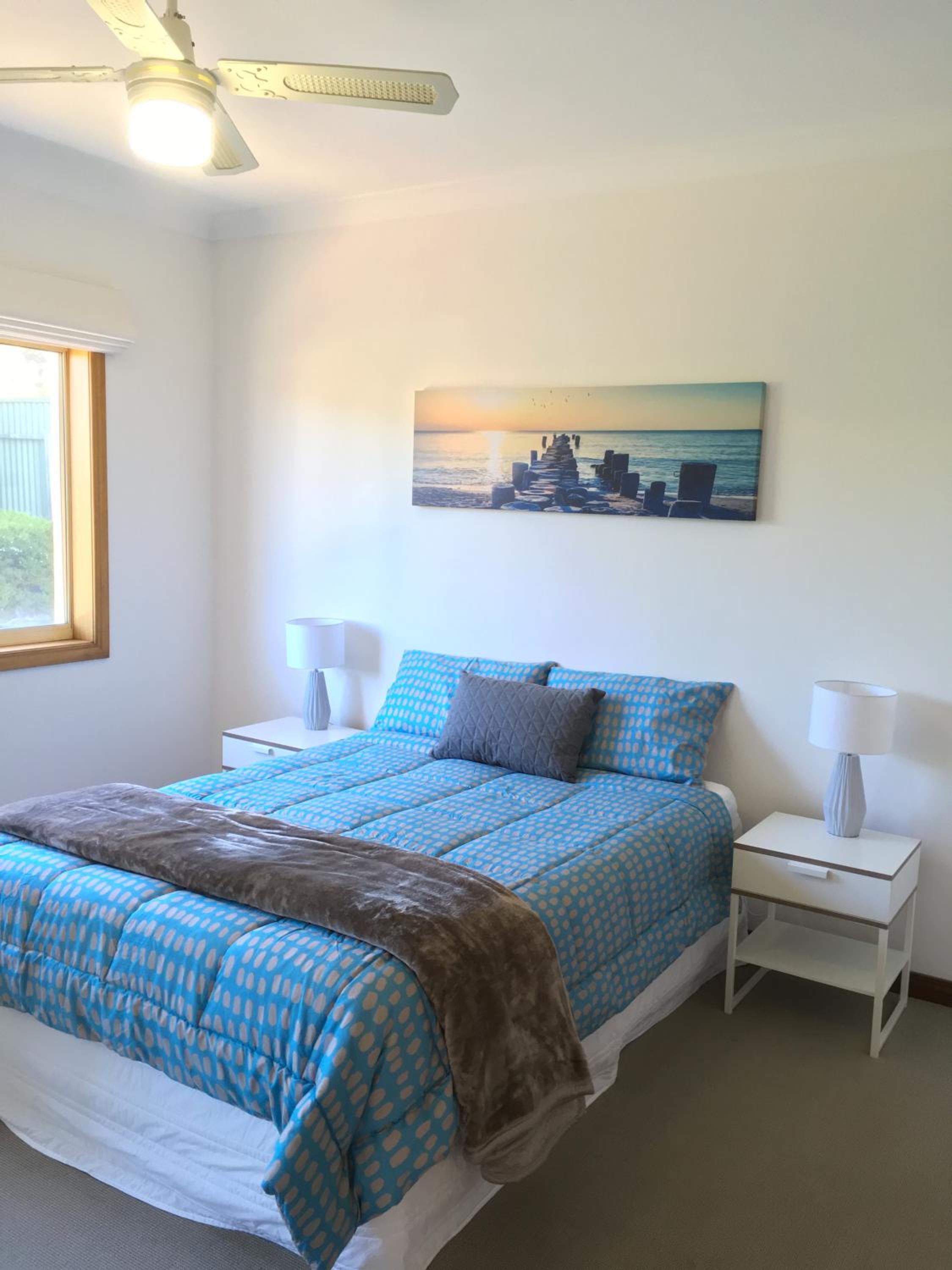 Breezes at Hayborough - Coastal beach house and pet friendly