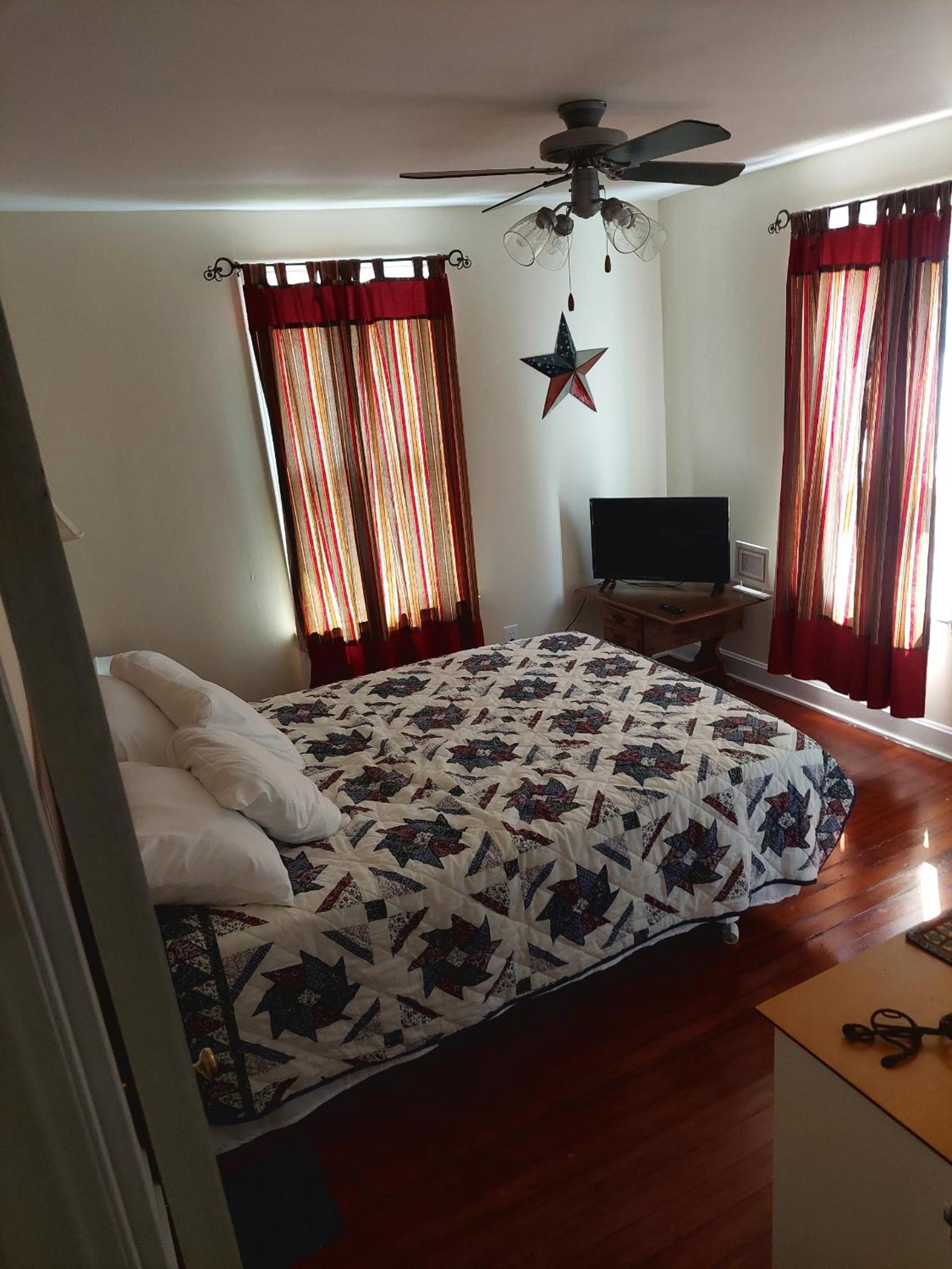 Photo 12
