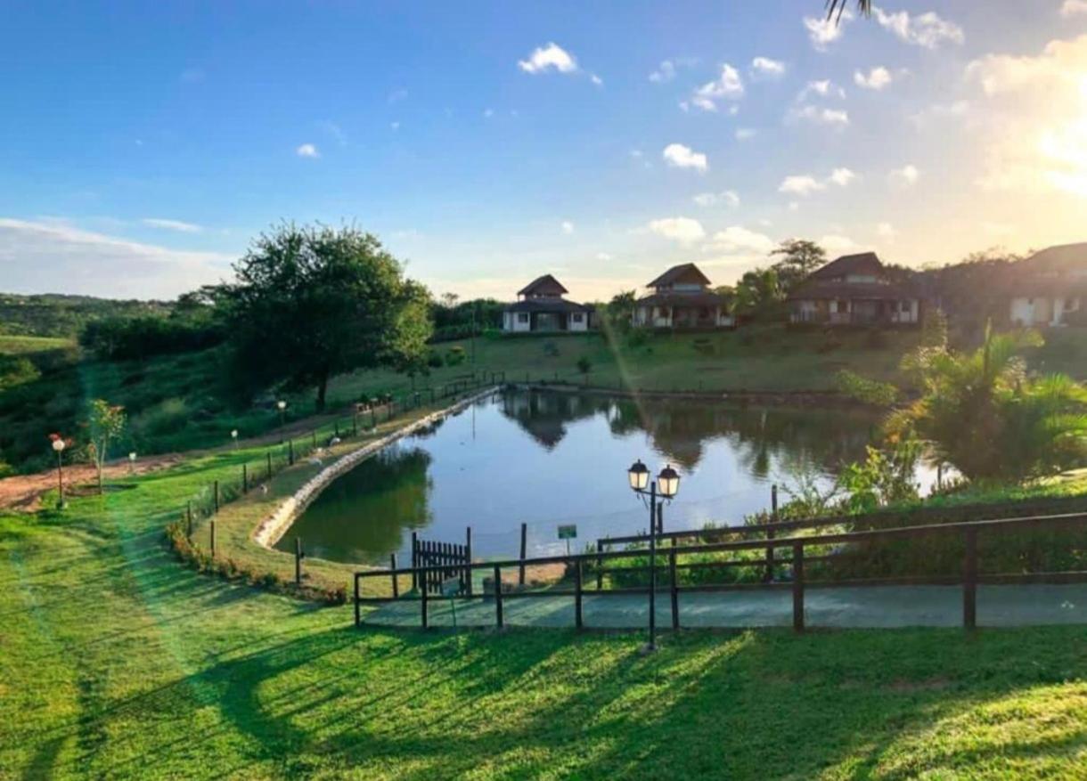 CantinhoAbençoado716 - Flat no Winterville Gravatá - Piscinas Aquecidas, Lago e Parquinhos