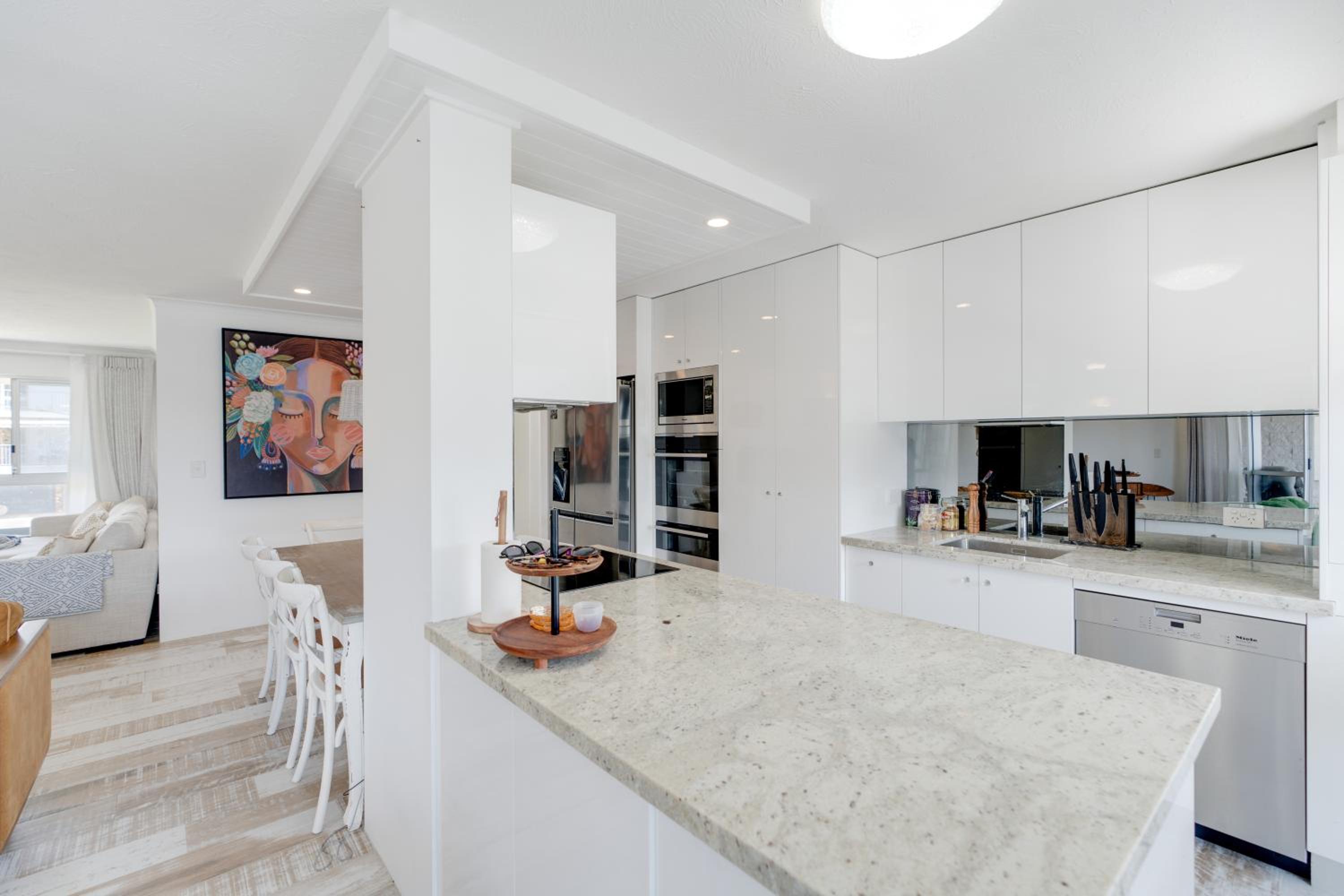 Rainbow Bay - 2BR Haven