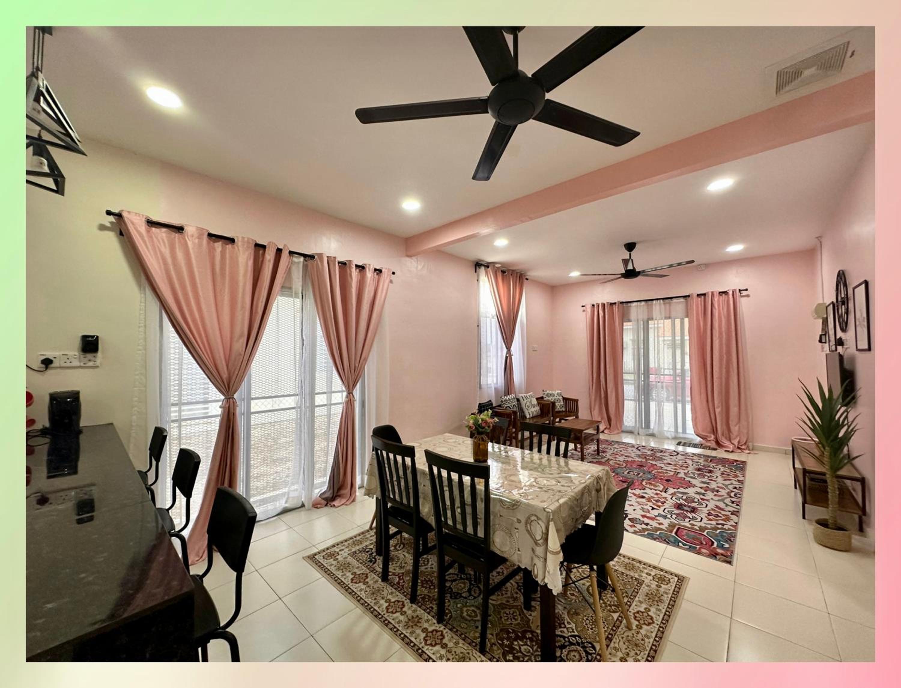 CassaNeyna Homestay Kuantan view 2