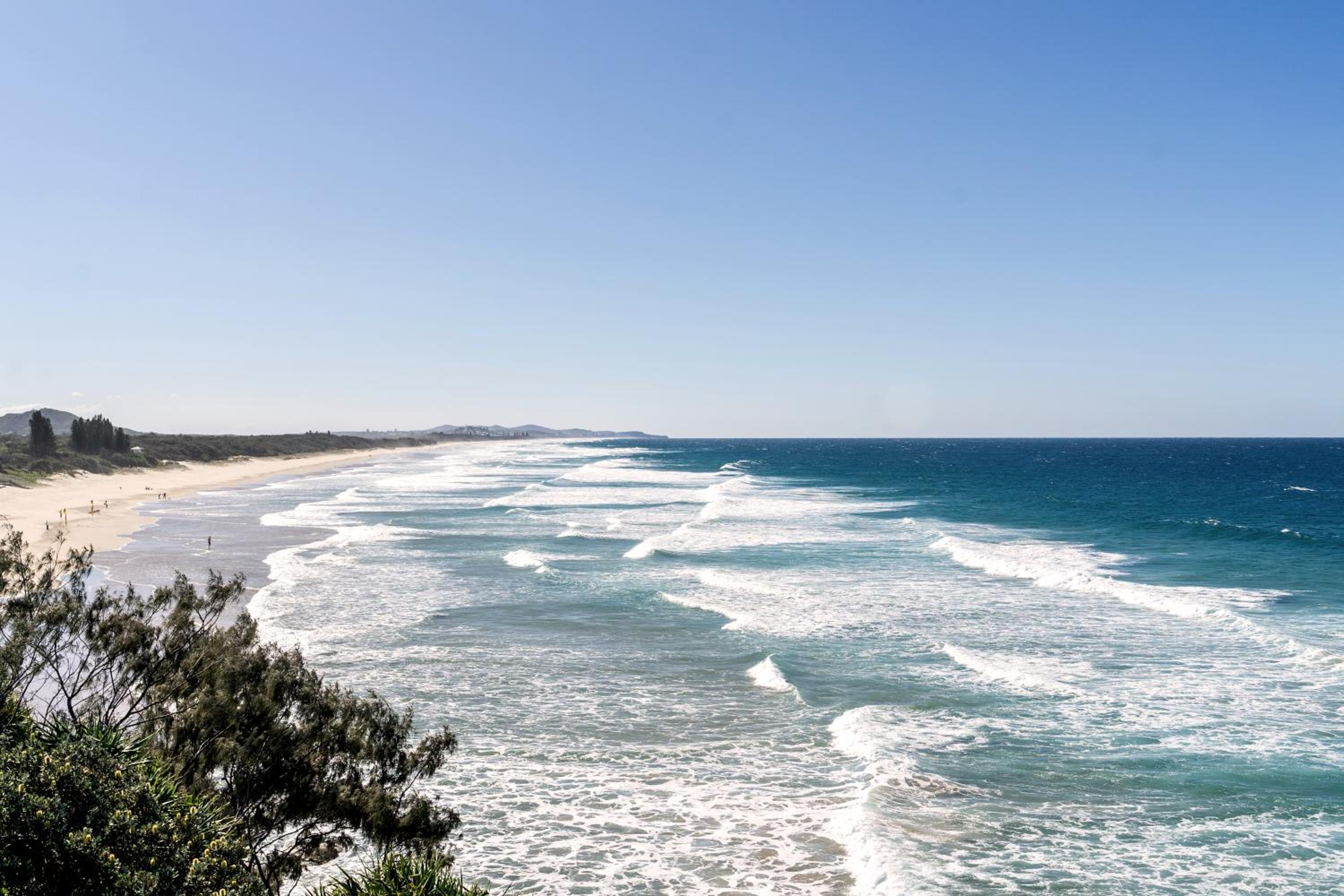 By The Beach - Clubb Coolum Beachside Resort