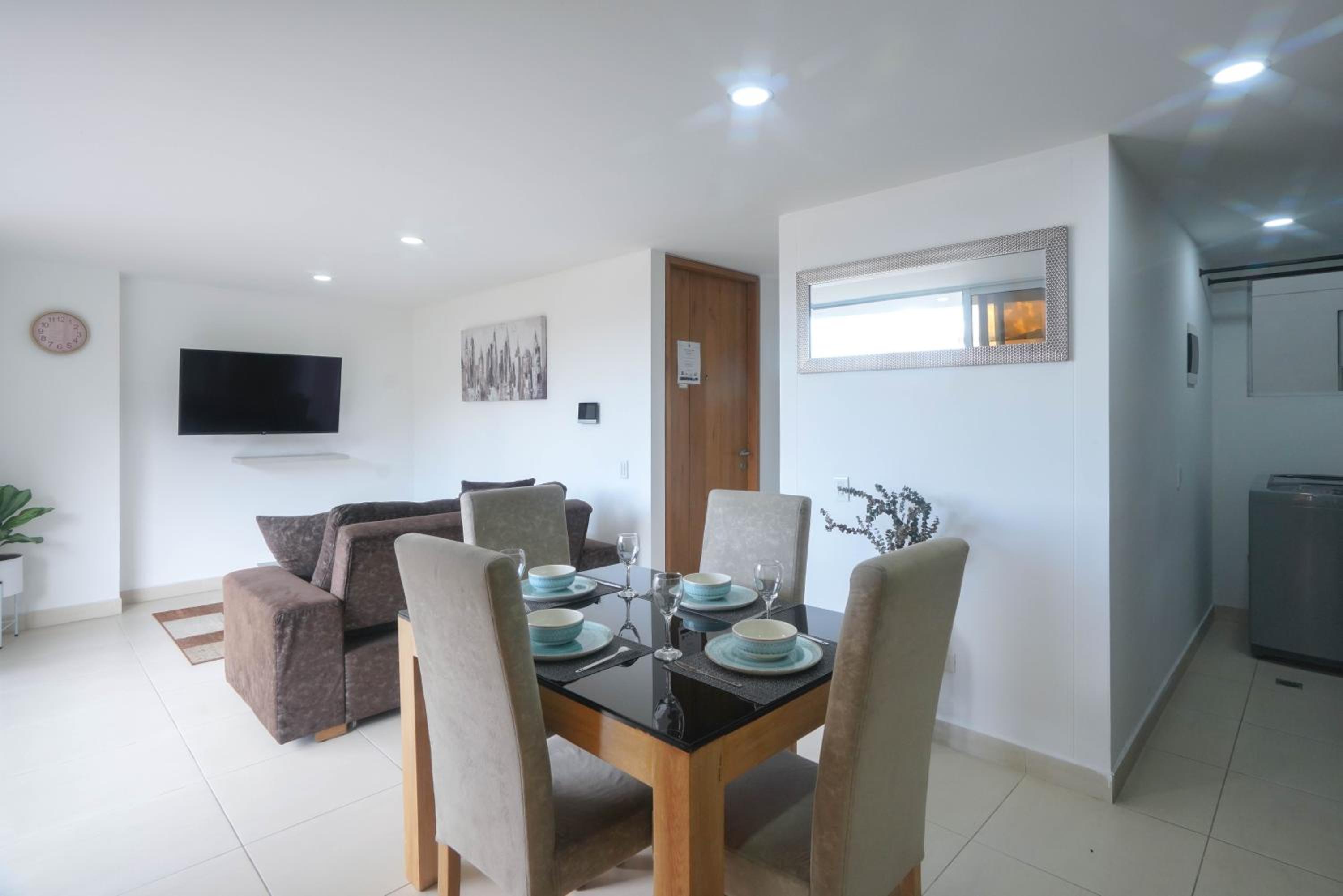 Luxury cerca laureles- Torre Ginebra