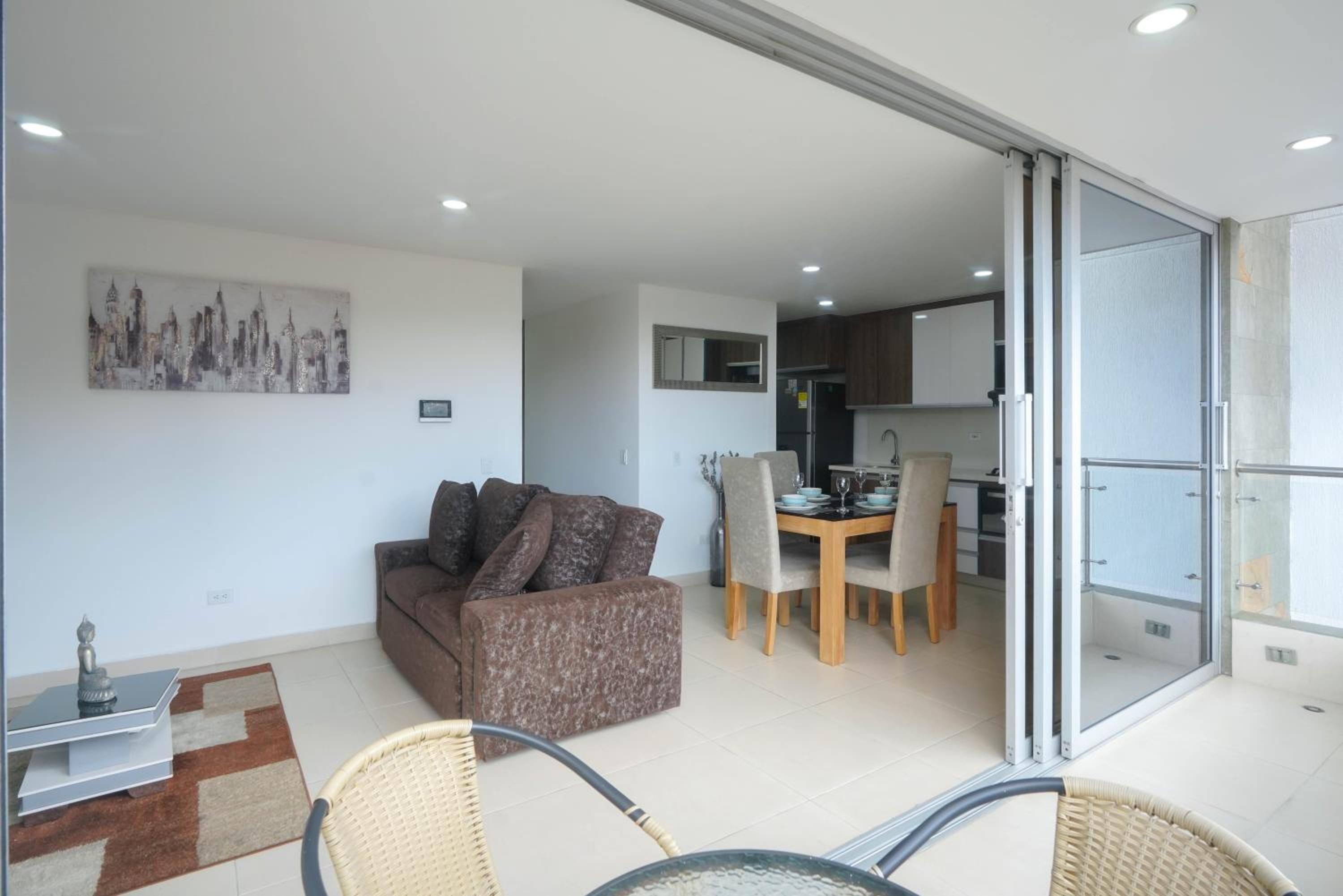 Luxury cerca laureles- Torre Ginebra