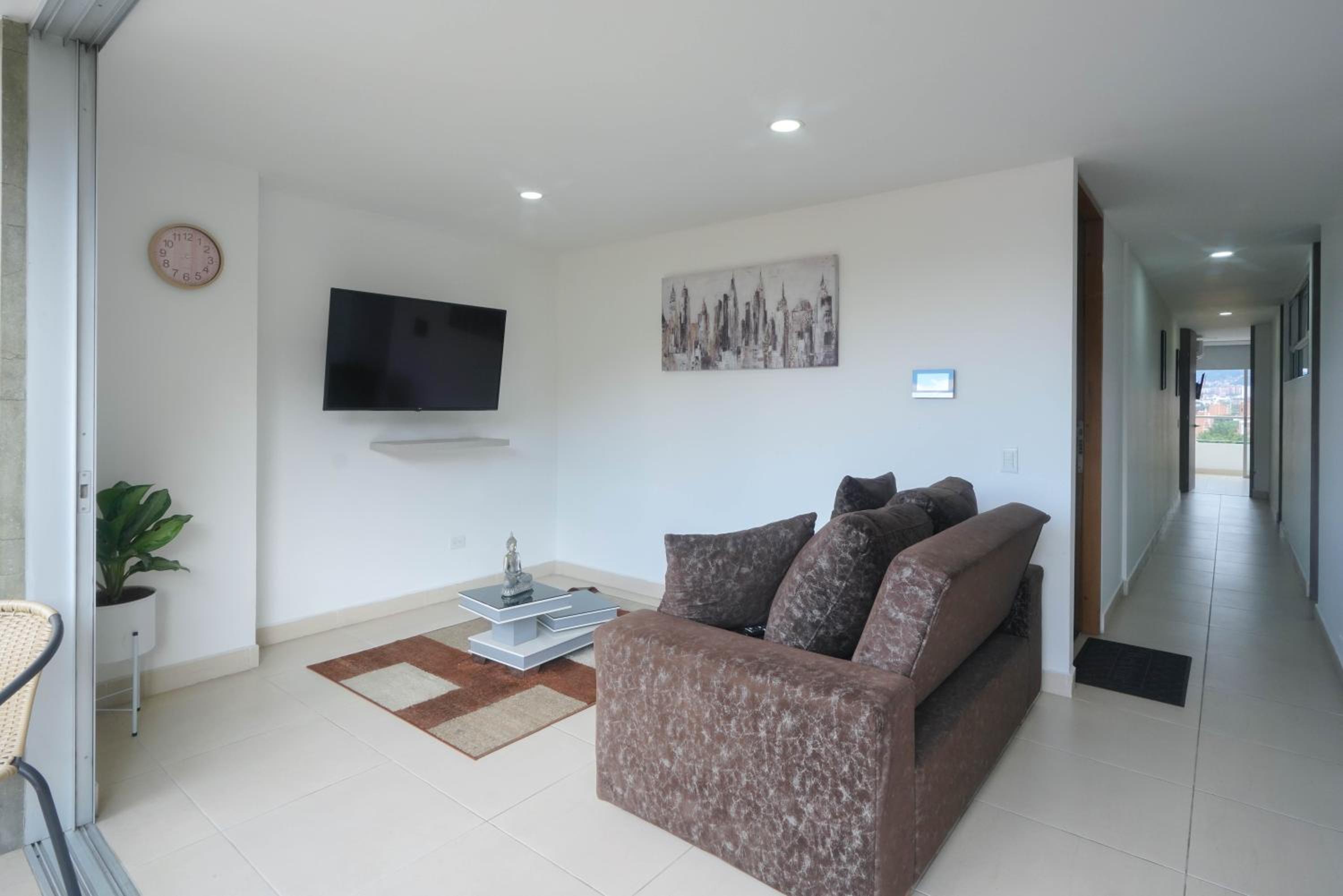 Luxury cerca laureles- Torre Ginebra