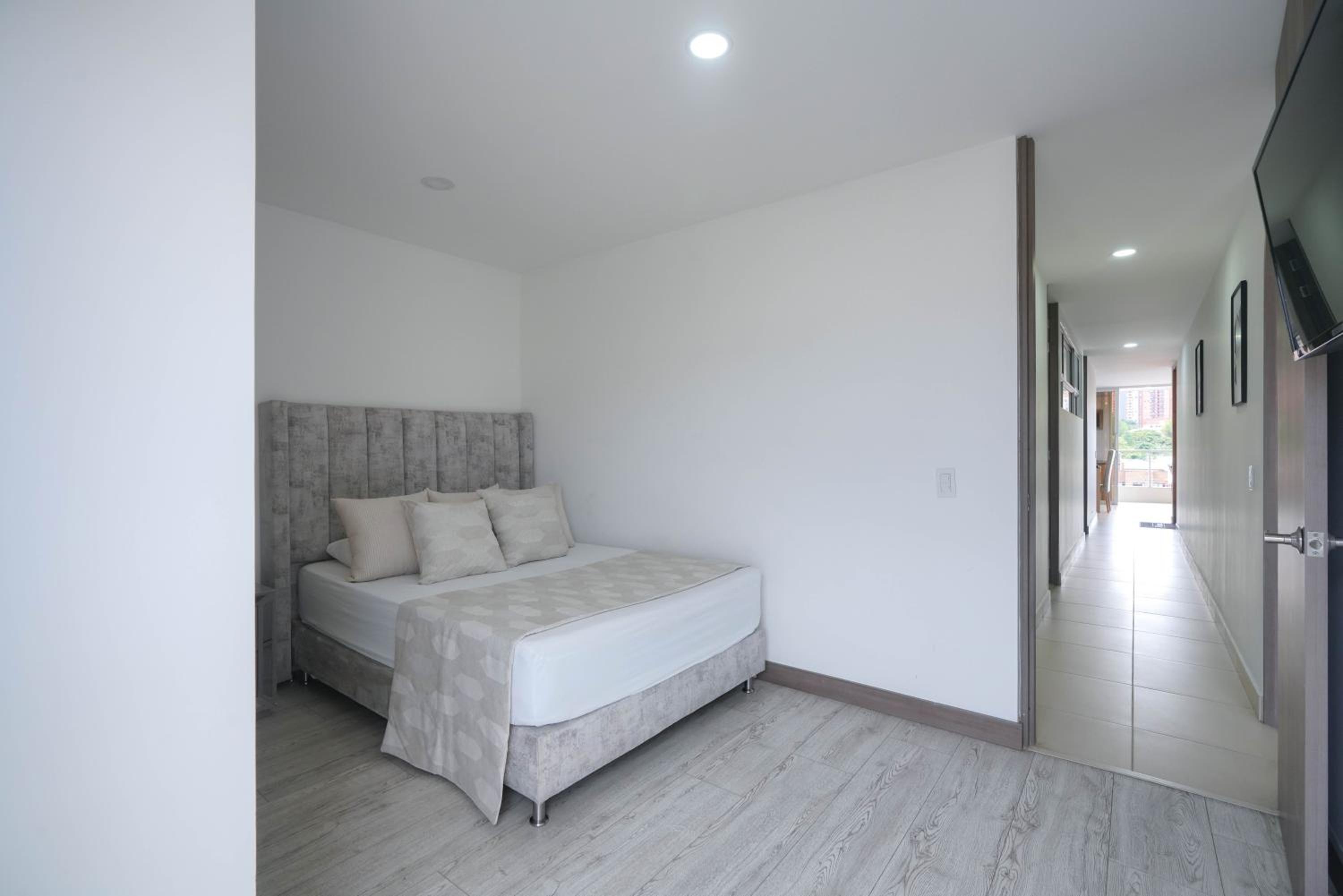 Luxury cerca laureles- Torre Ginebra