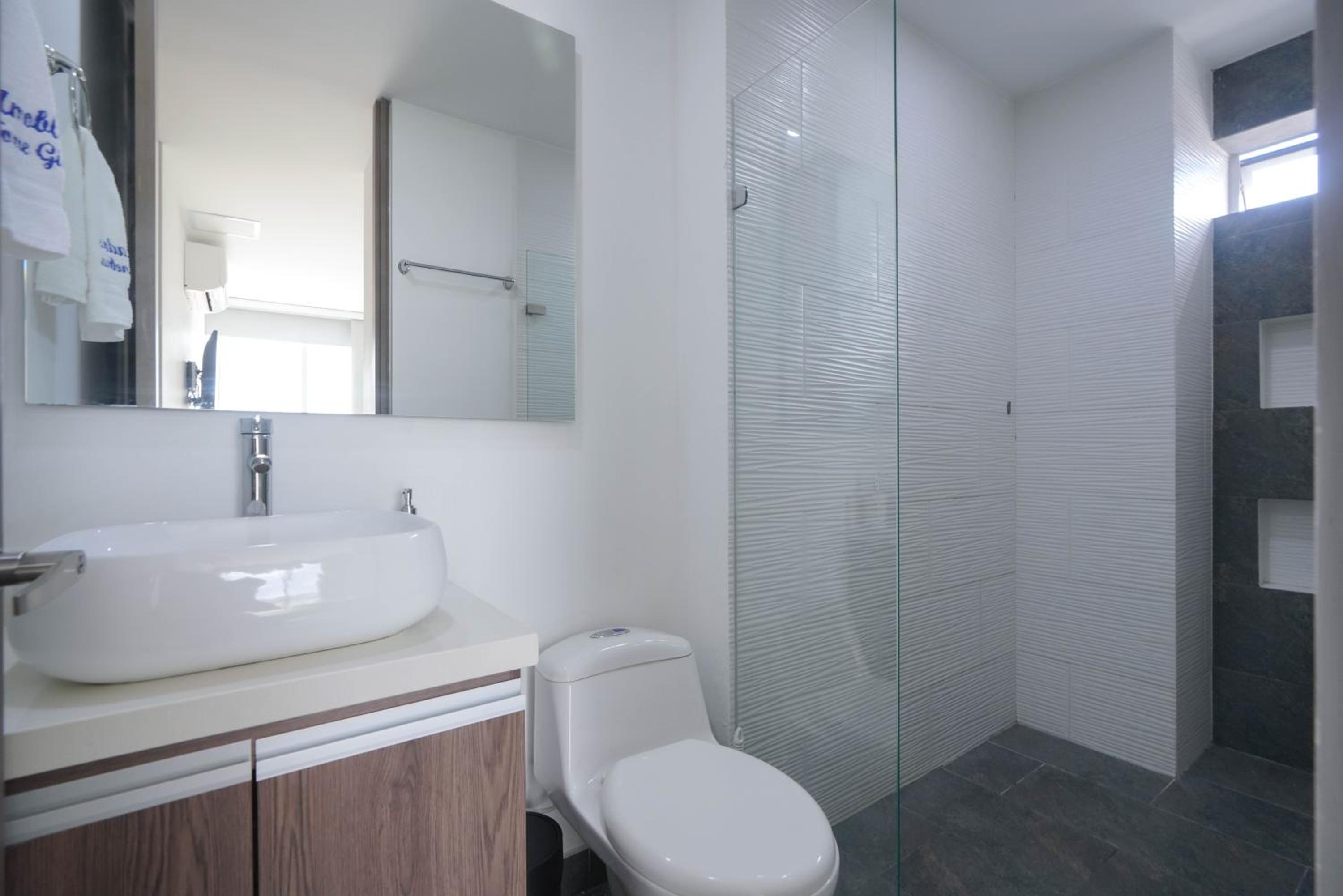 Luxury cerca laureles- Torre Ginebra