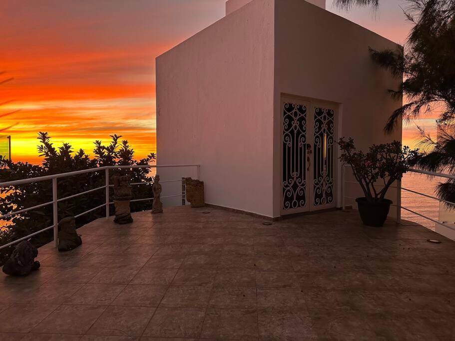 Casa de Playa frente al Malecón view 4